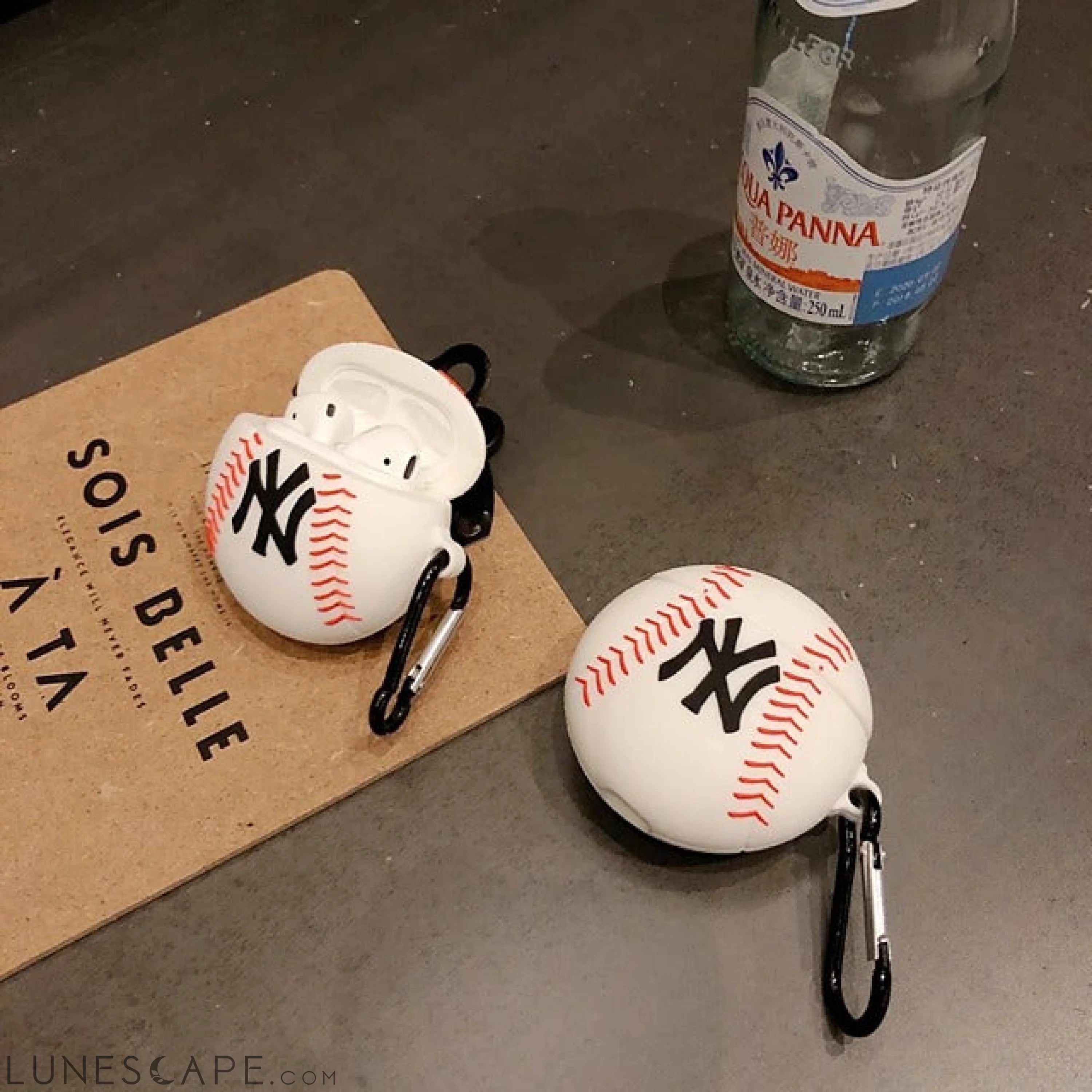 Baseball AirPods Headphone Case LUNESCAPE