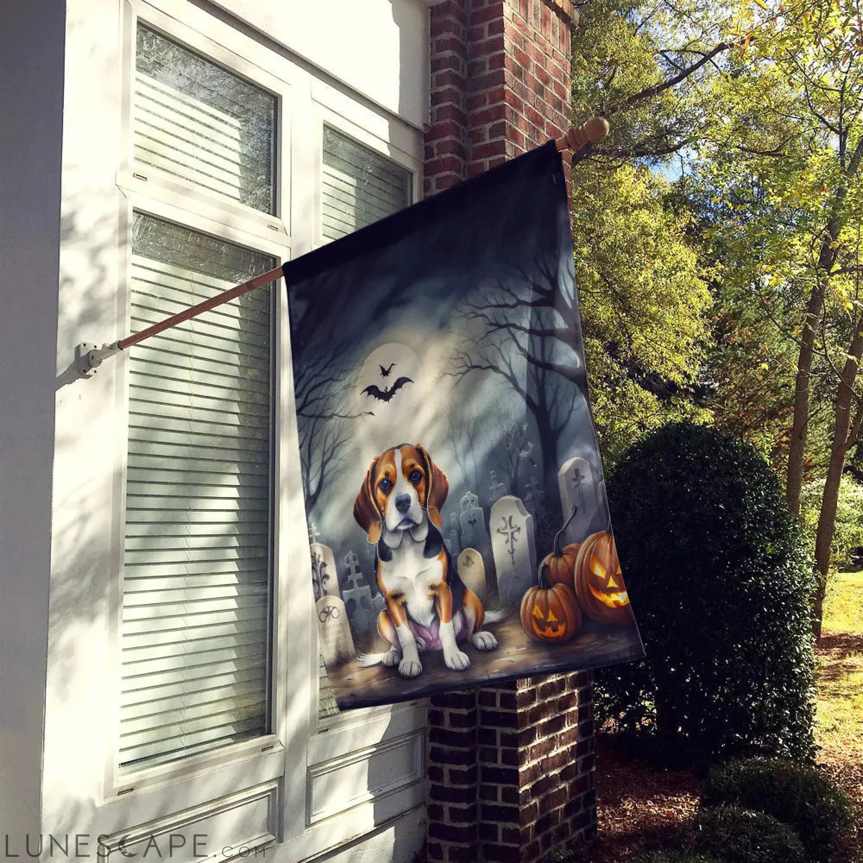 Beagle Spooky Halloween House Flag LUNESCAPE