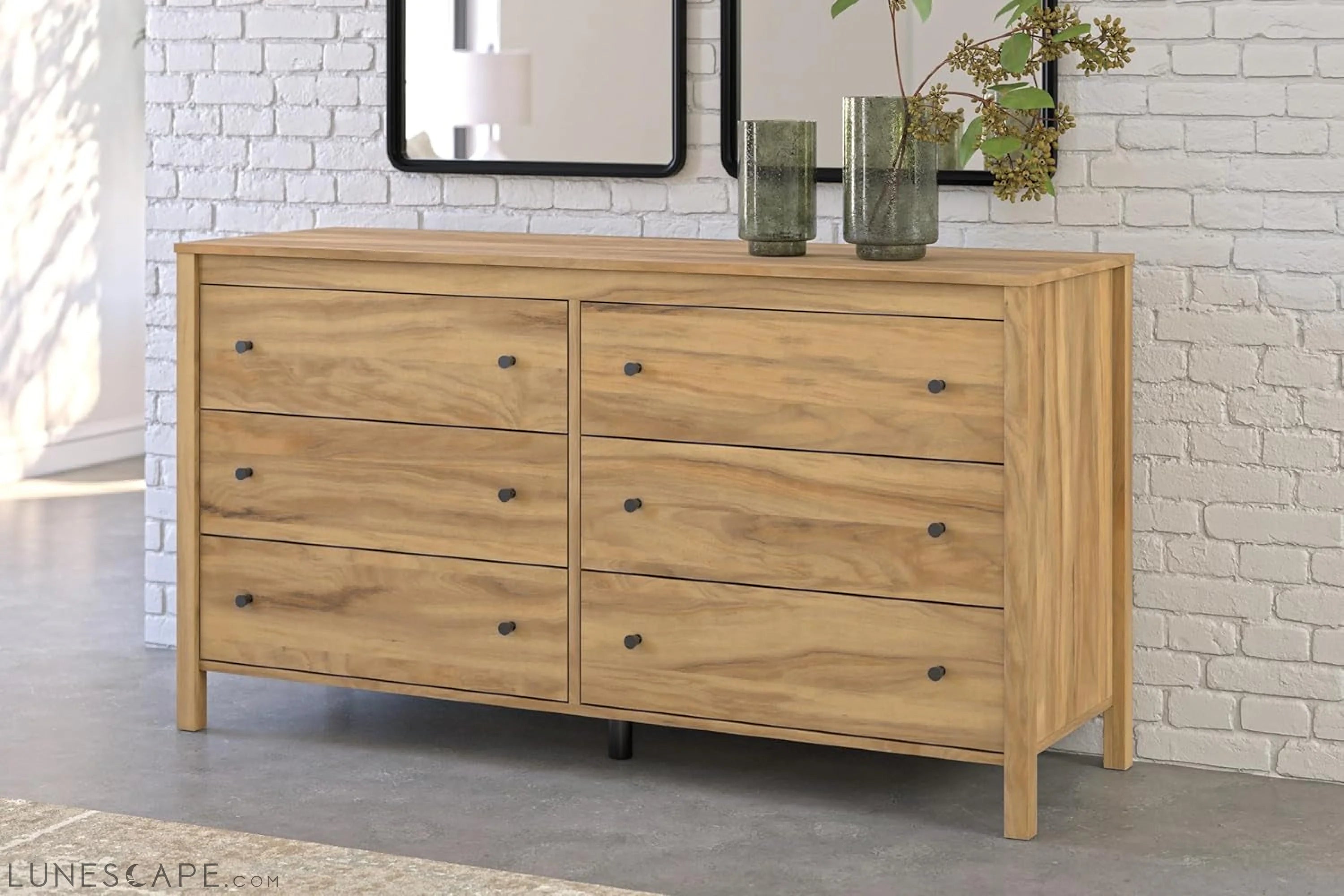 Bermacy Casual 6-Drawer Dresser with Safety Stop, Light Brown LUNESCAPE