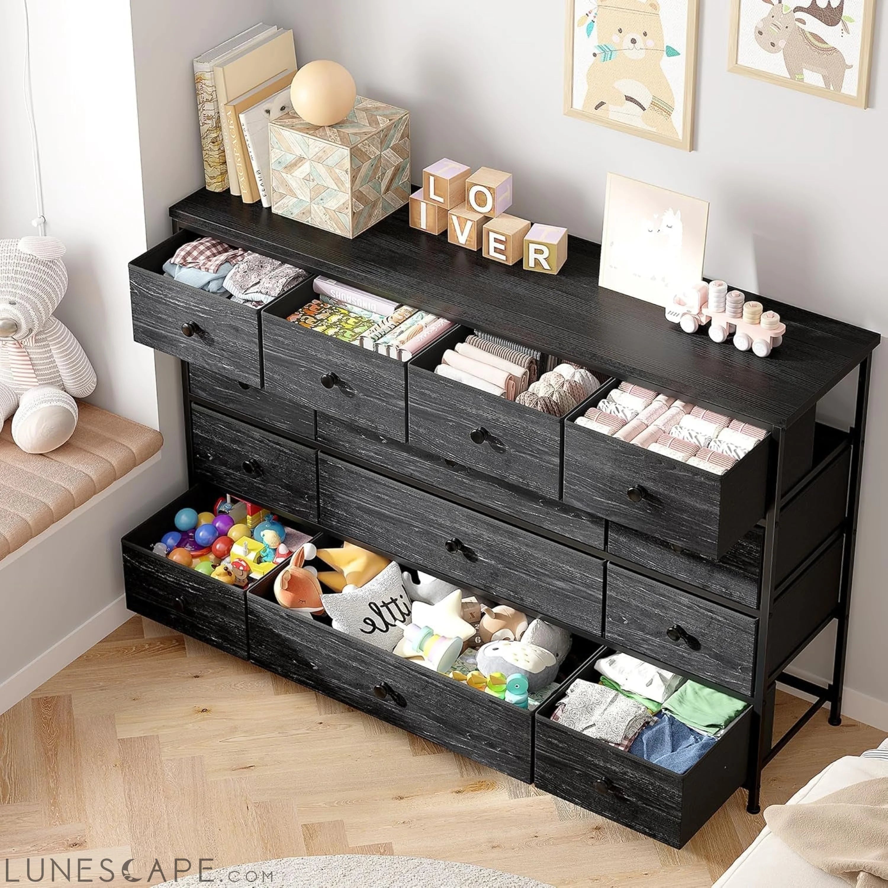 Black Dresser, Dresser for Bedroom with 13 Storage Drawers, Dressers LUNESCAPE