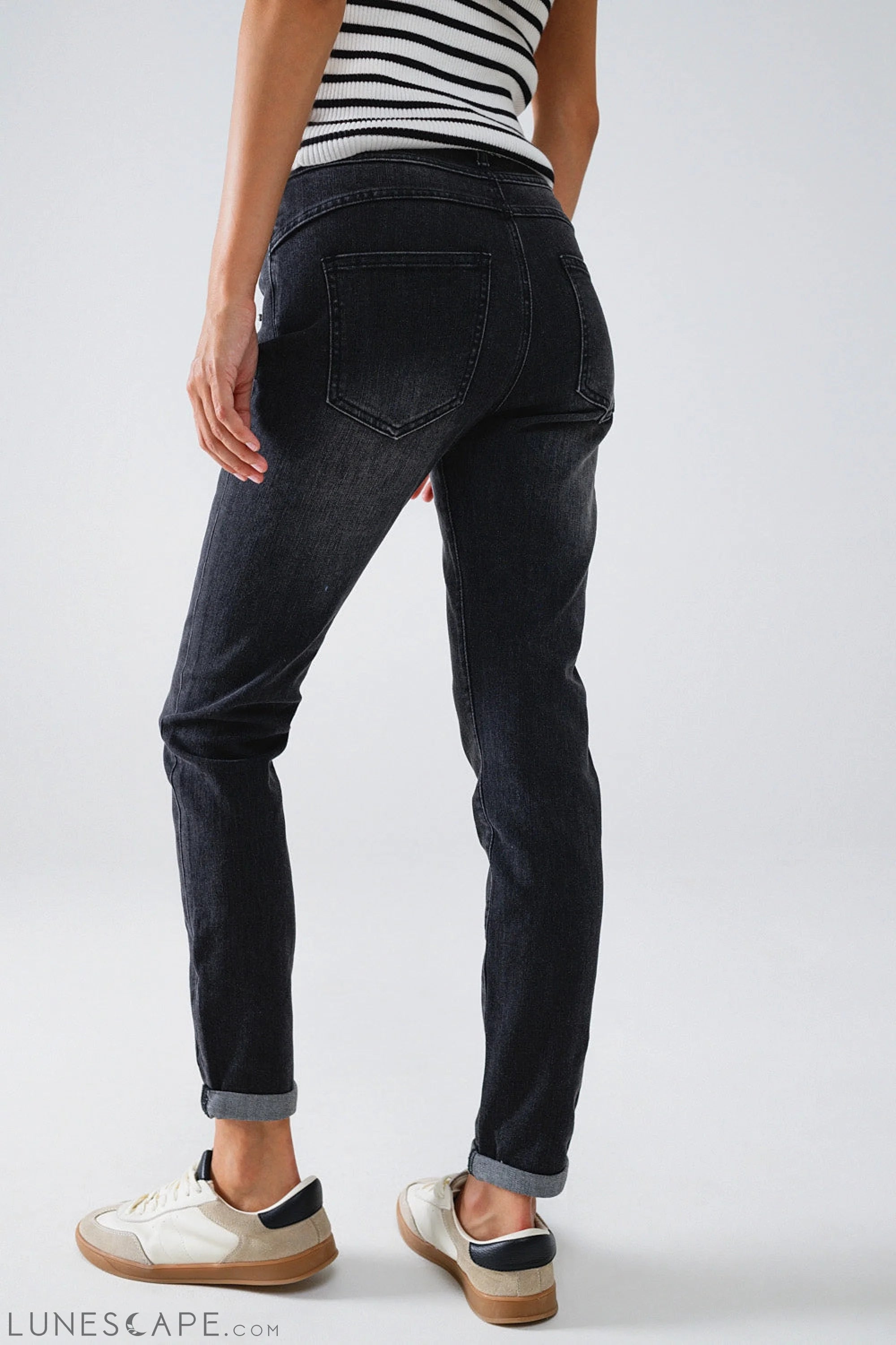 Black Skinny Jeans WIth Rhinestones LUNESCAPE