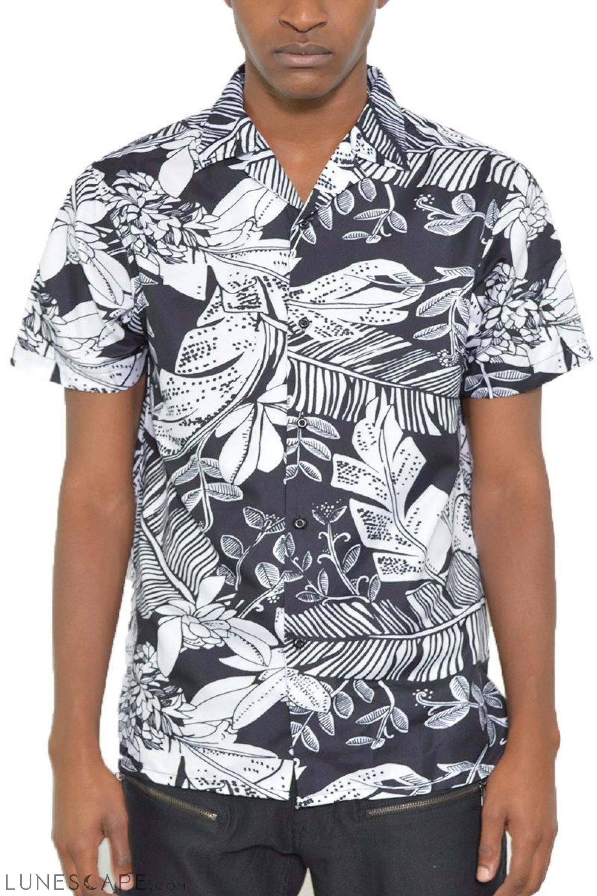 BLKWHT SHORT SLEEVE BUTTON UP SHIRT LUNESCAPE