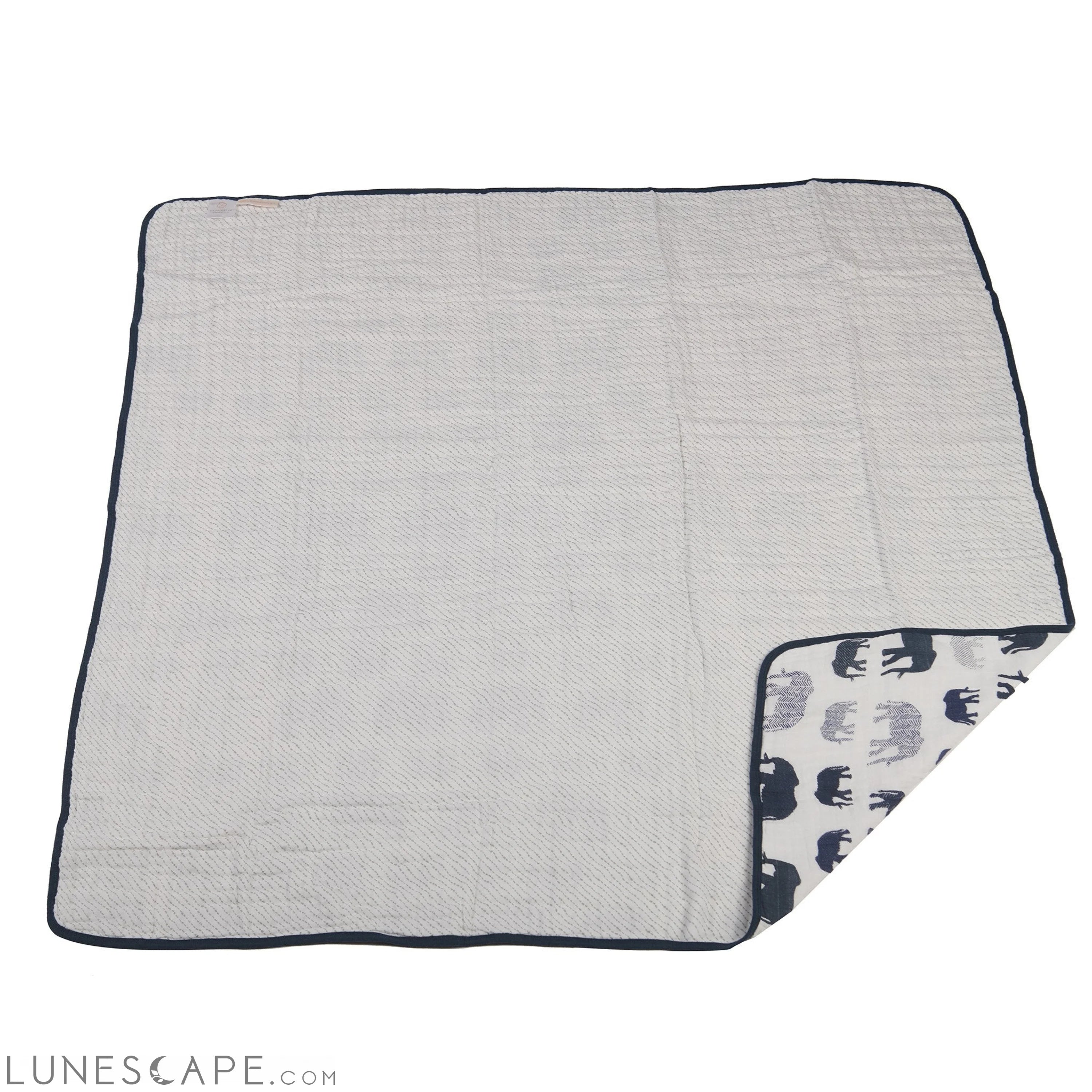 Blue Elephant and Spotted Wave Cotton Muslin Newcastle Blanket LUNESCAPE