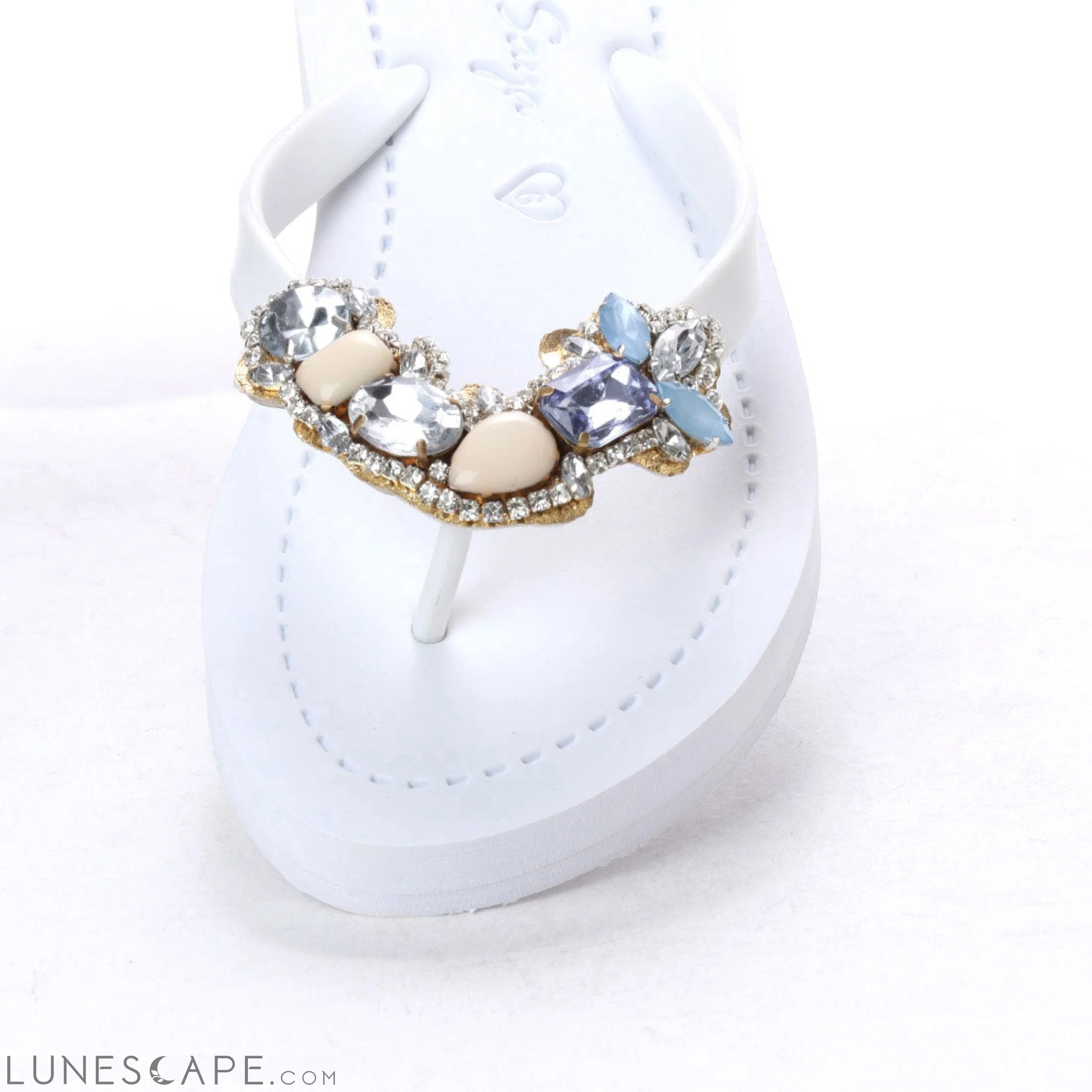 Blue York - Crystal Rhine Stone Embellished Women's Flat Flip Flops Sandal LUNESCAPE