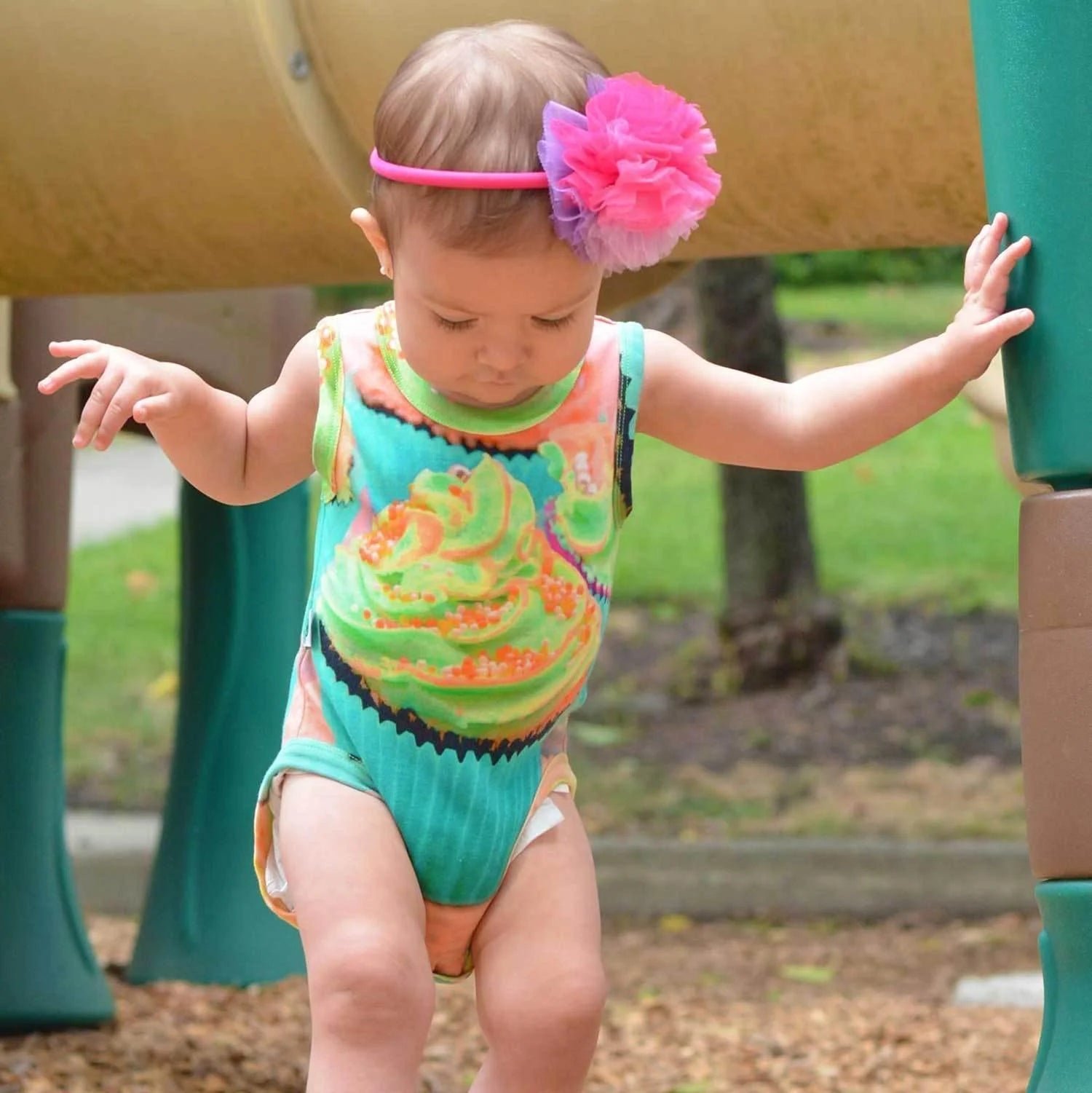 Bodysuit - Tank - Cupcakes LUNESCAPE