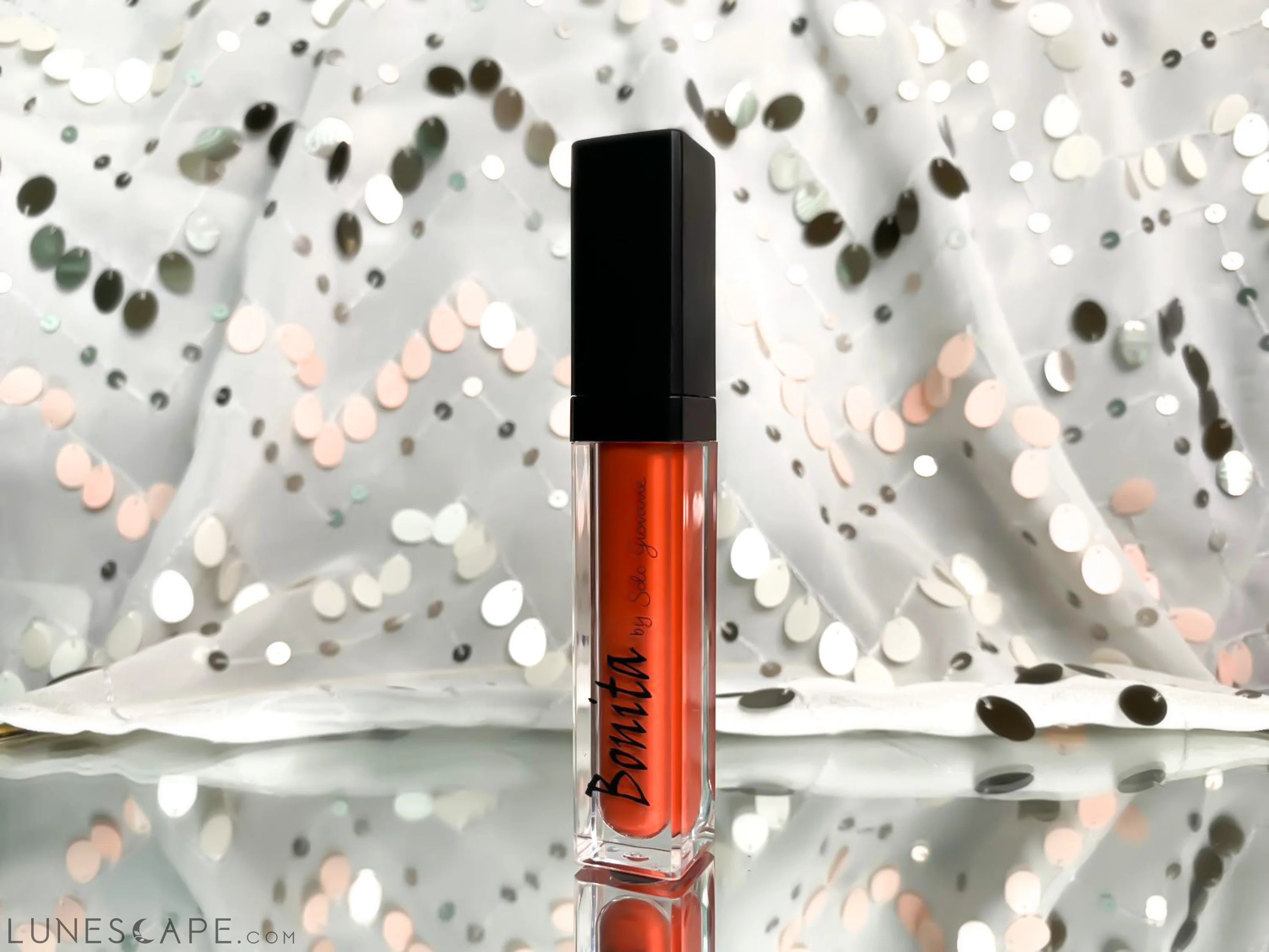 Bonita Matte Liquid Lipstick 03 LUNESCAPE