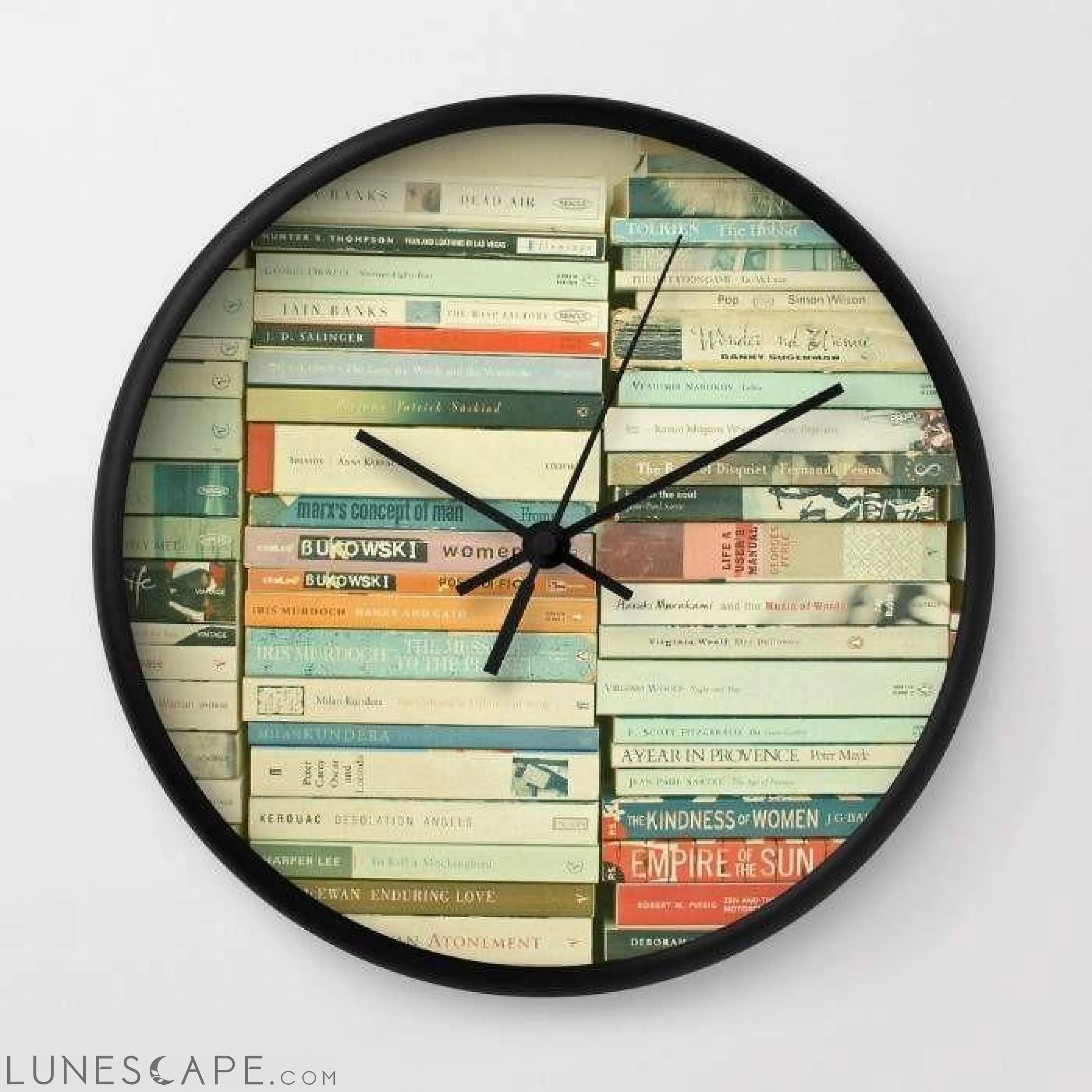 Bookworm Wall clock LUNESCAPE