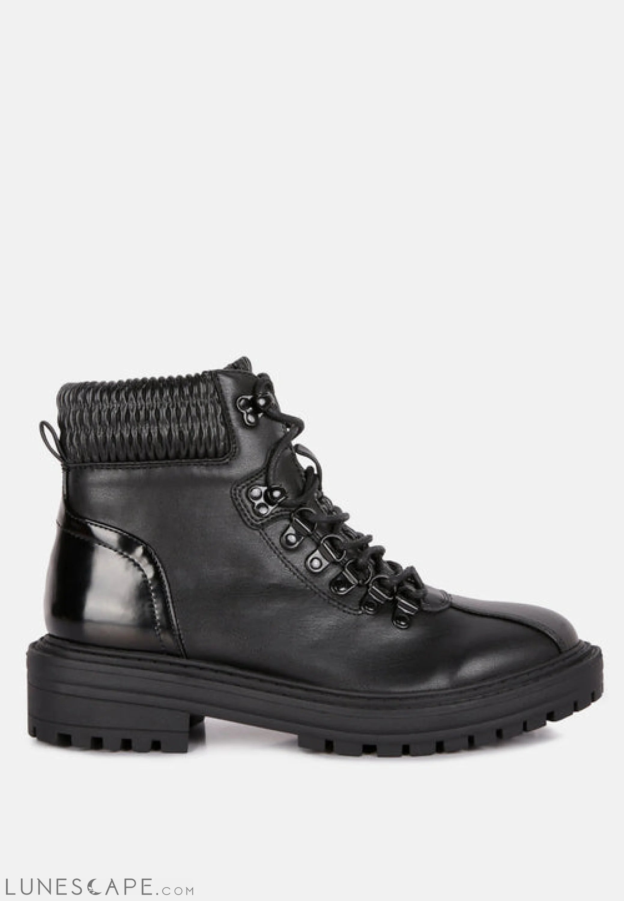 Boundless Faux Leather Ankle Upgraded Chelsea Boots LUNESCAPE