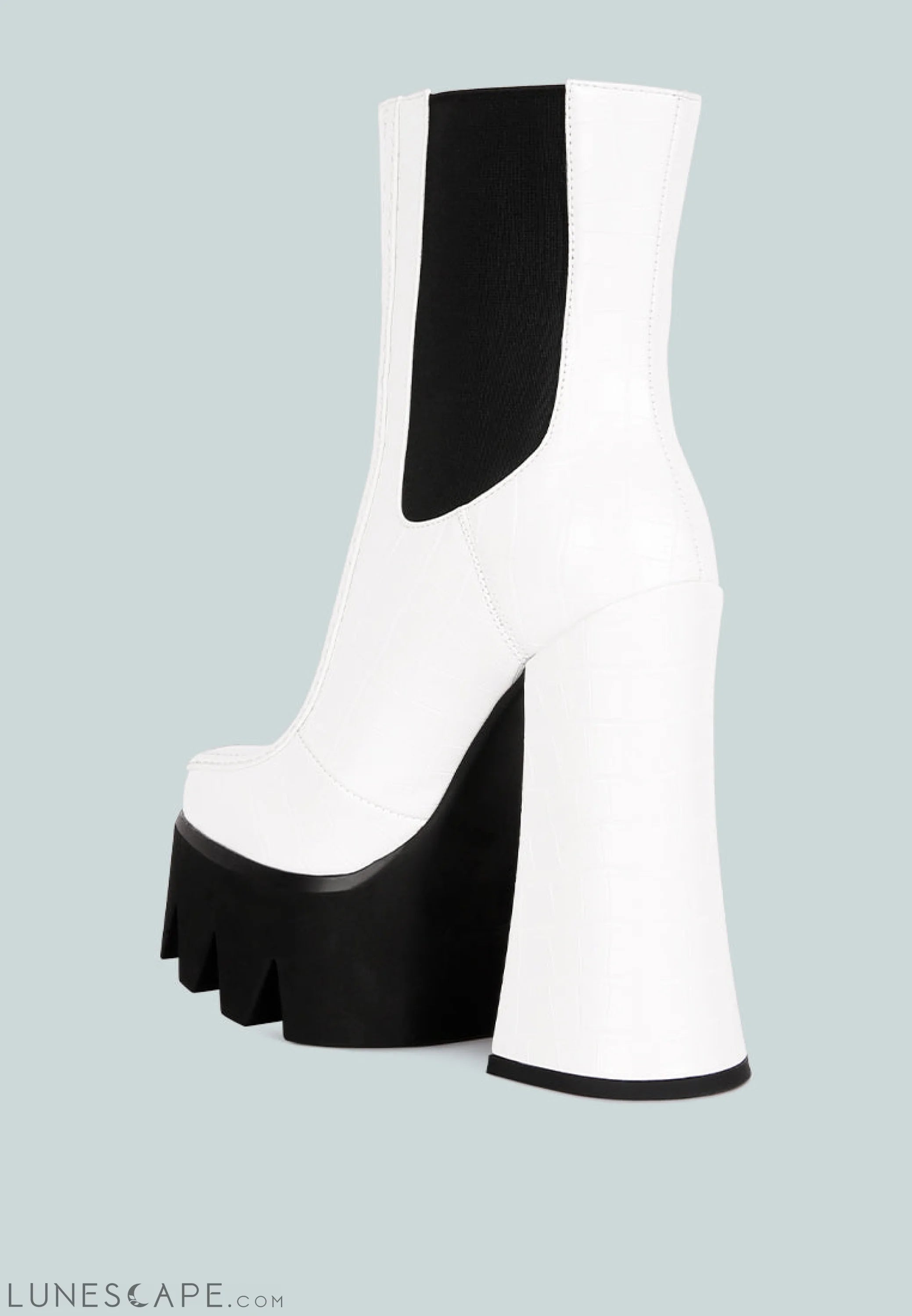 Bounty High Platform Heel Chelsea Boots LUNESCAPE