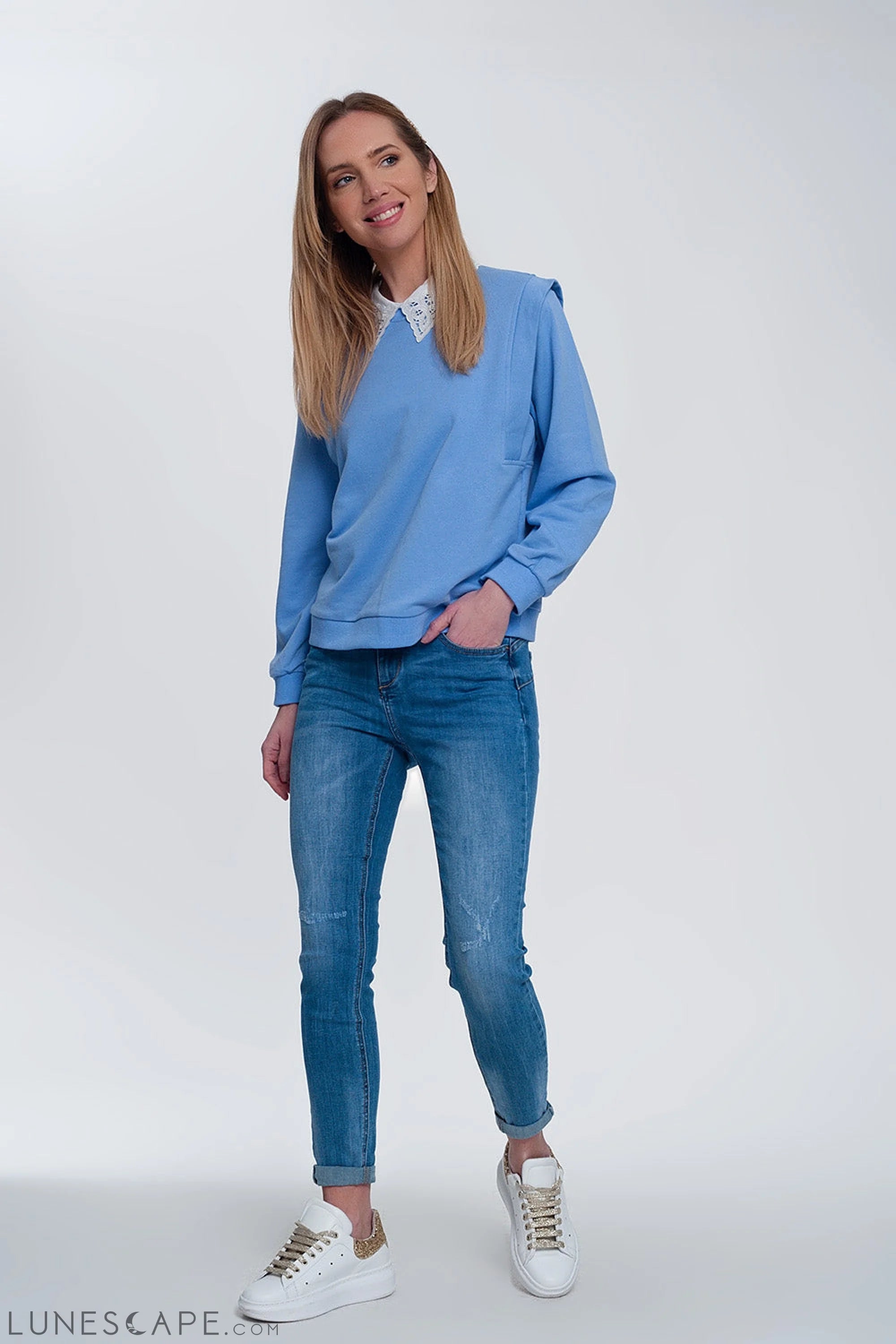 Boyfriend Sweatshirt With Shoulder Details in Blue LUNESCAPE
