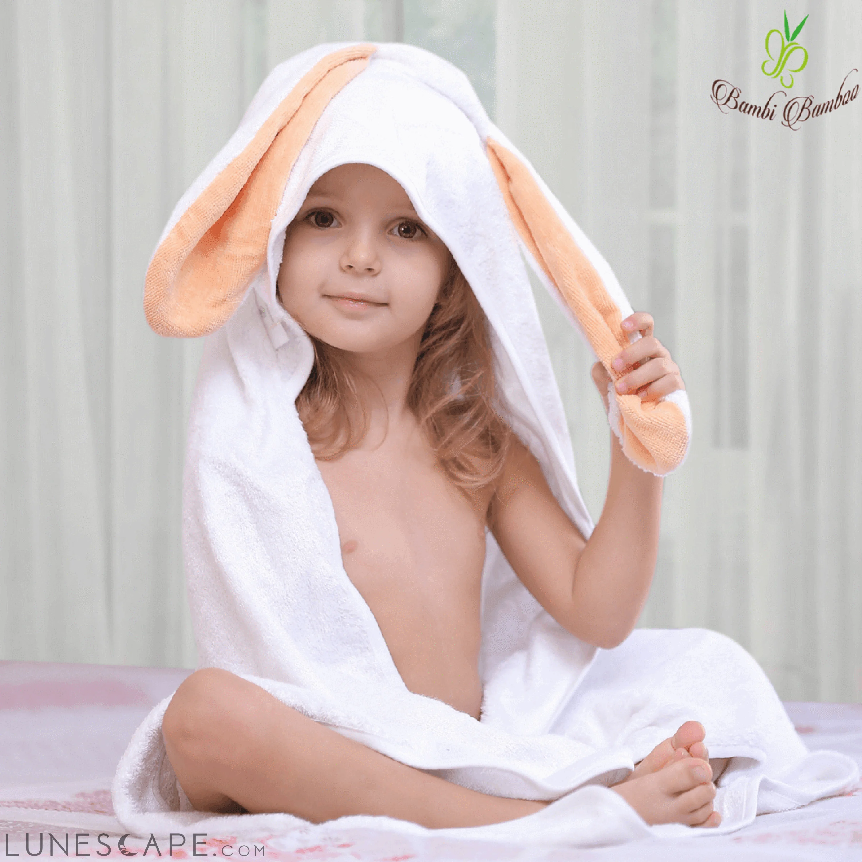Bunny Ears Organic Bamboo Hooded Baby Towel Set LUNESCAPE