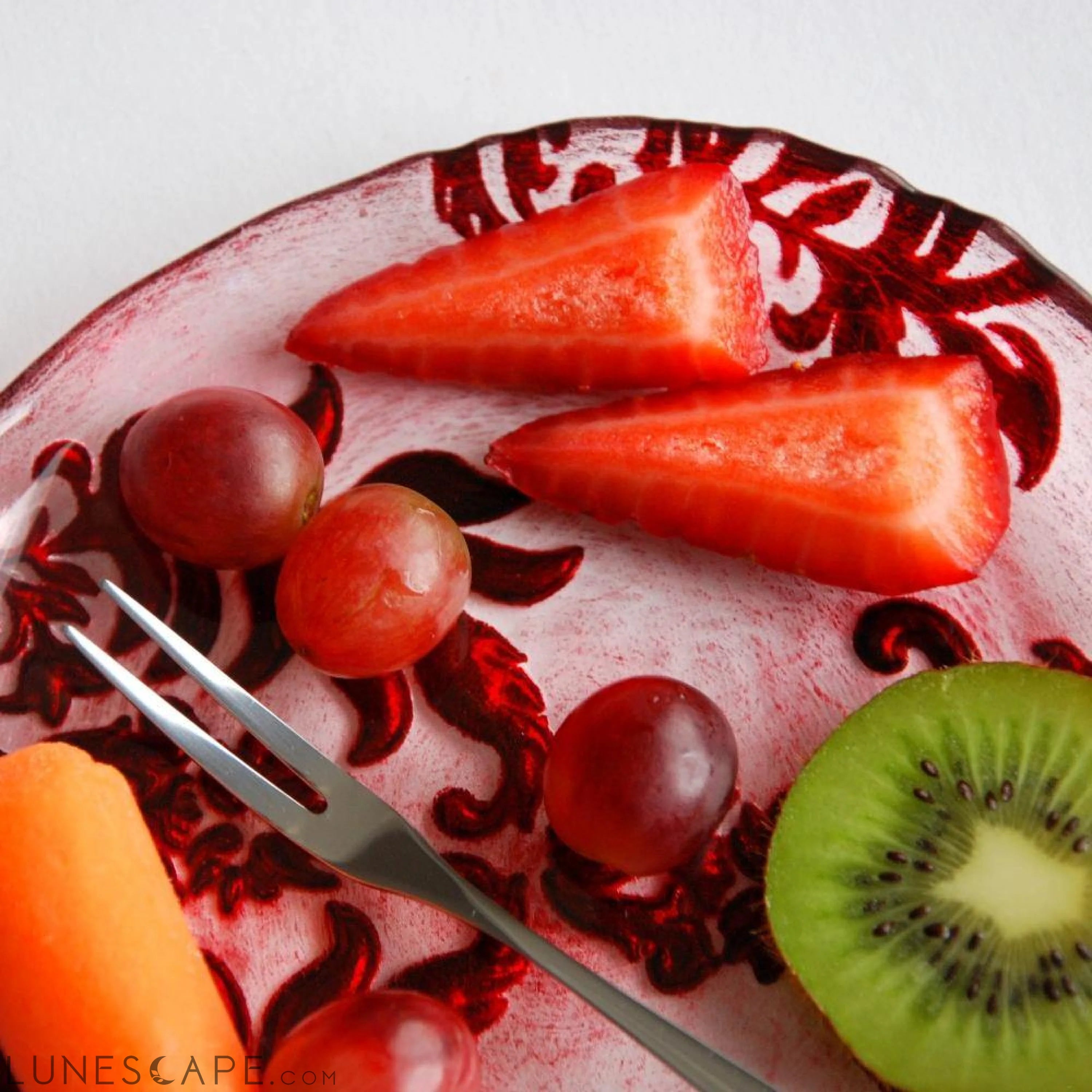 Burgundy Damask Glass Canapé Plate LUNESCAPE