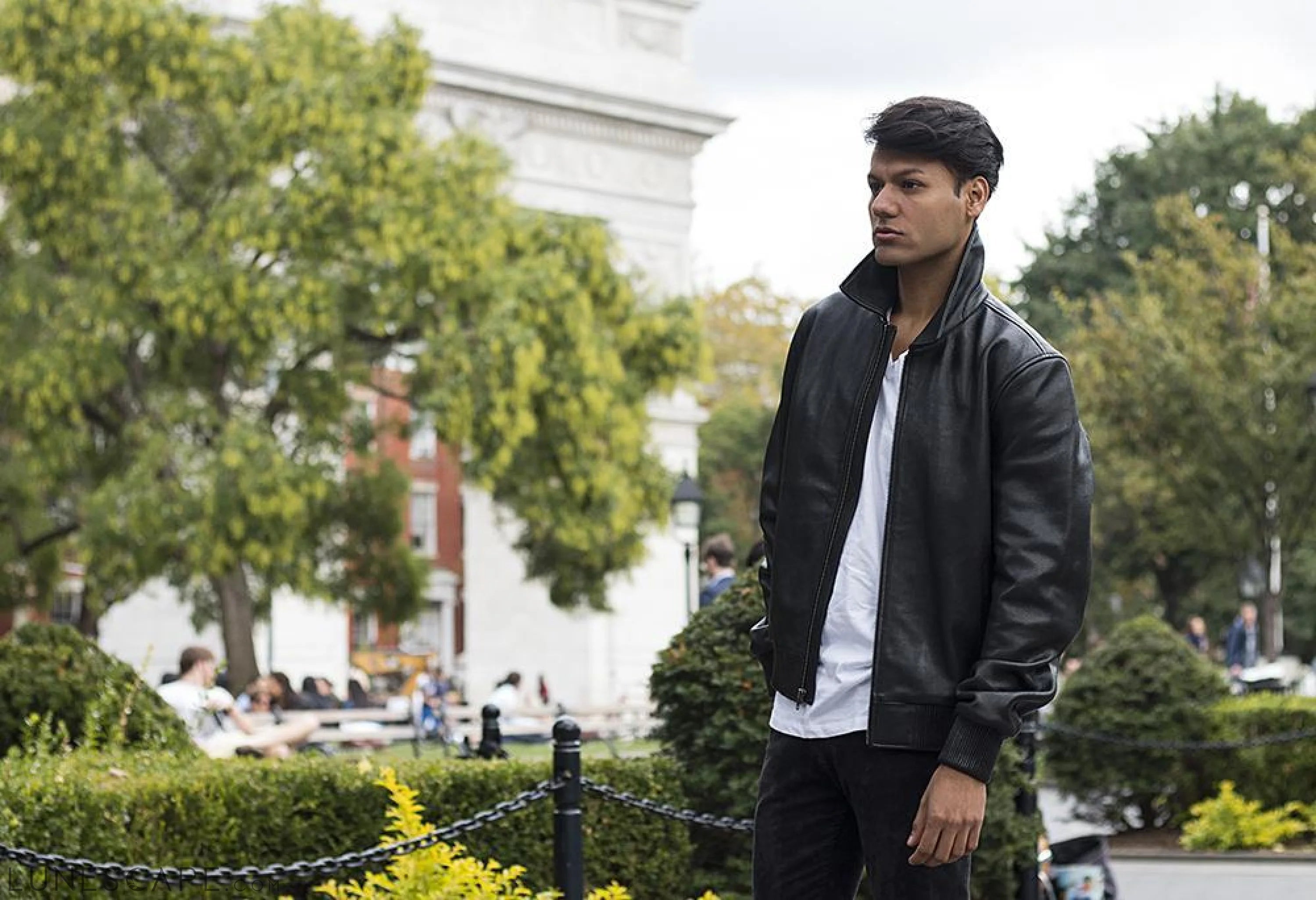 Castor Mens Leather Bomber Jacket LUNESCAPE