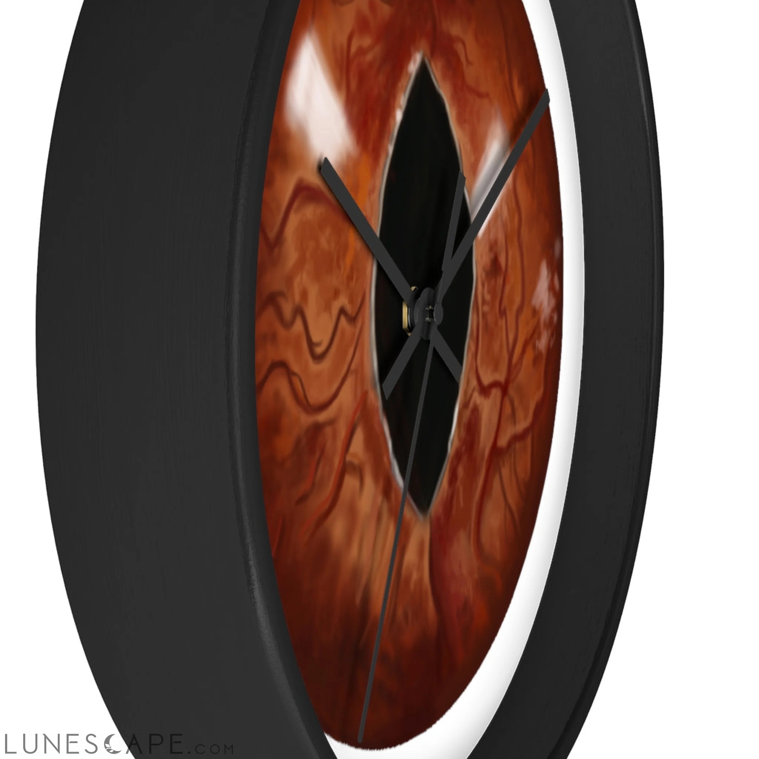 Cat Eyes Wall clock LUNESCAPE