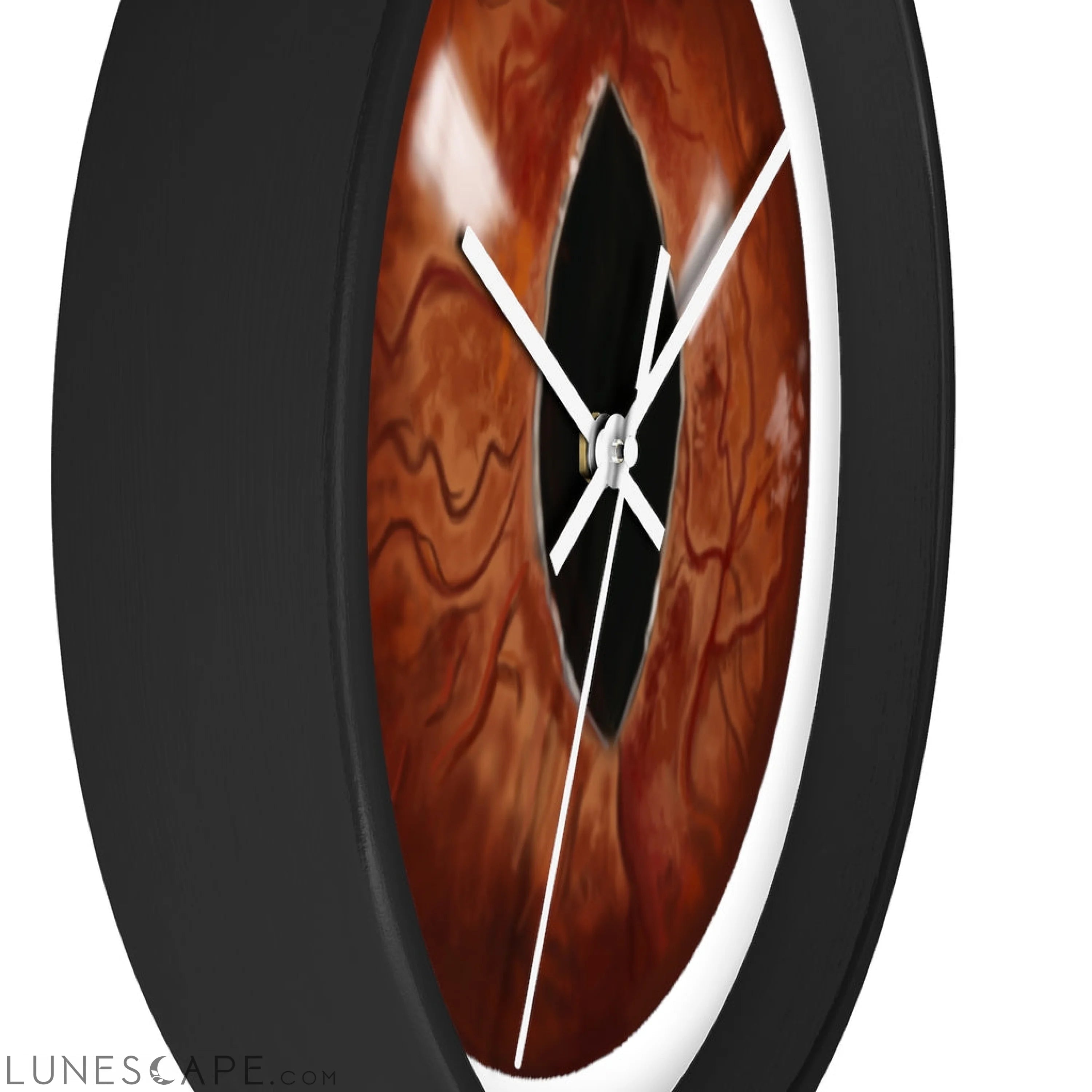 Cat Eyes Wall clock LUNESCAPE