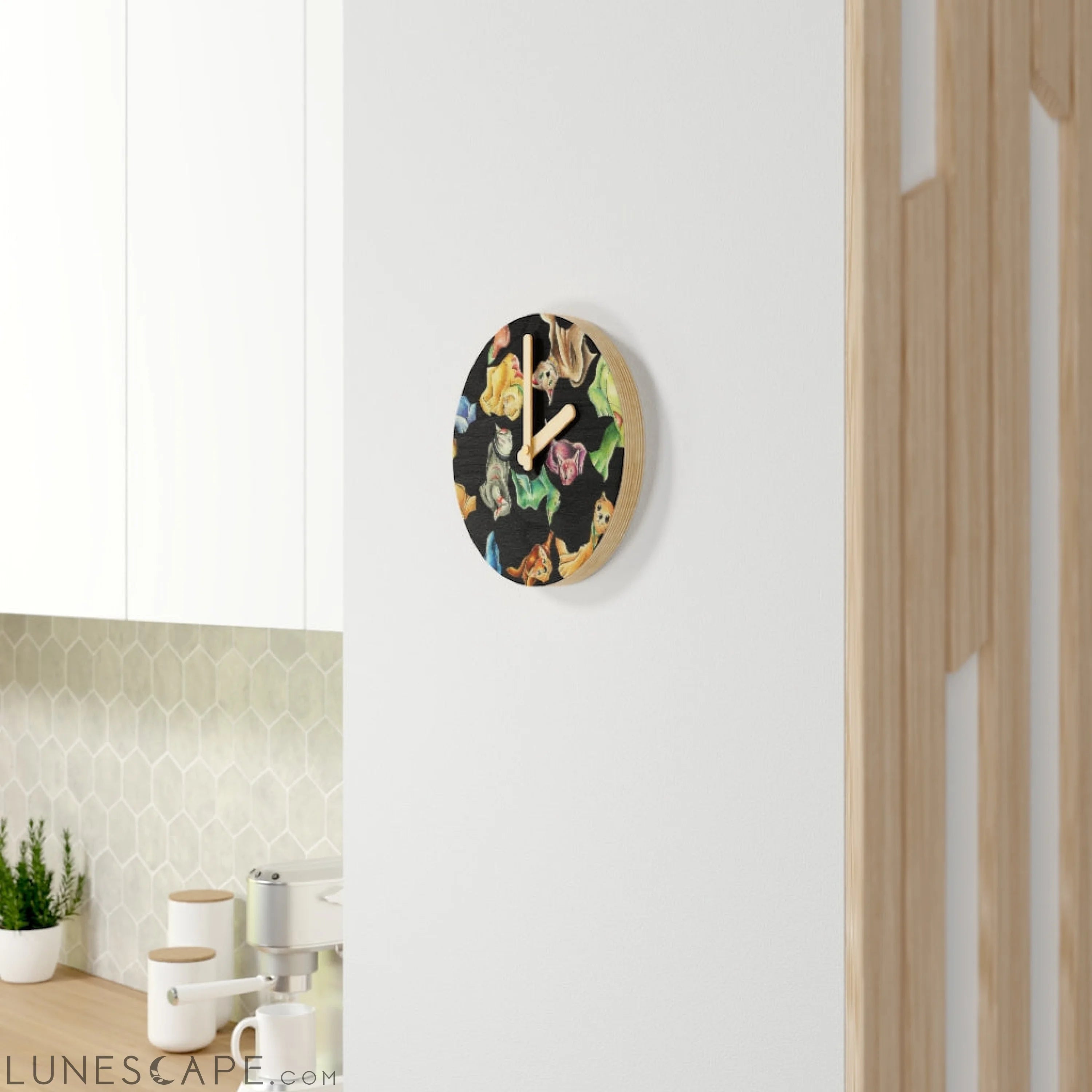 Cat Pattern Wooden Wall Clock LUNESCAPE