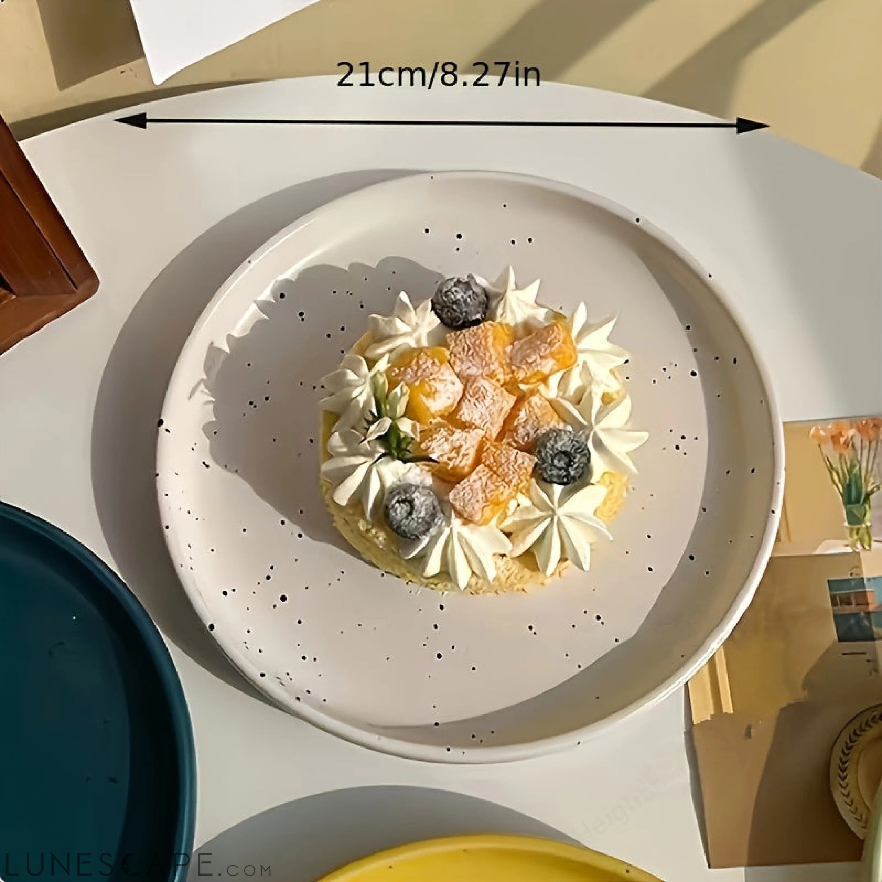 Ceramic Dinner Plate with Splattered Ink Design Stylish Tableware LUNESCAPE