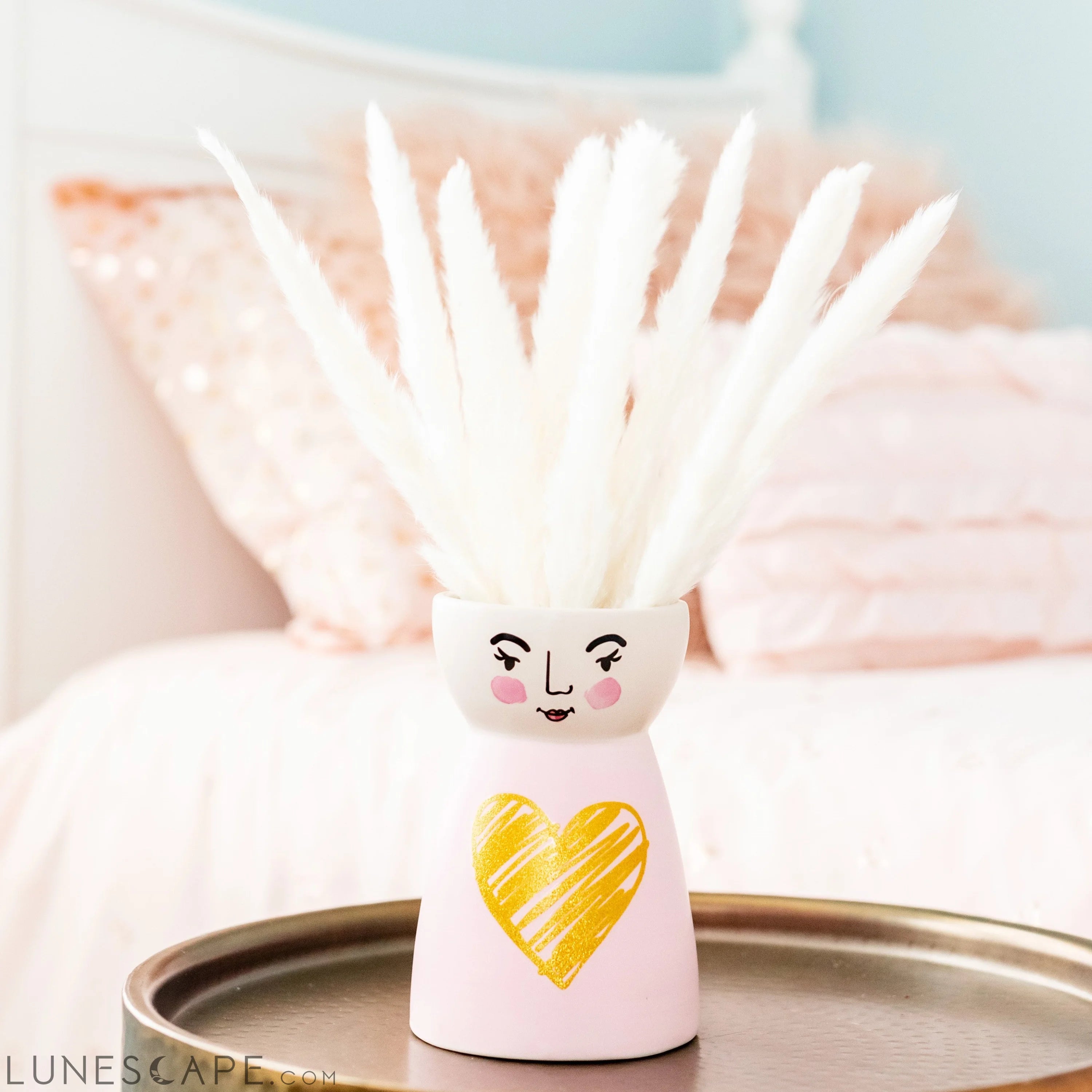 Ceramic Face Vase- Love Heart LUNESCAPE