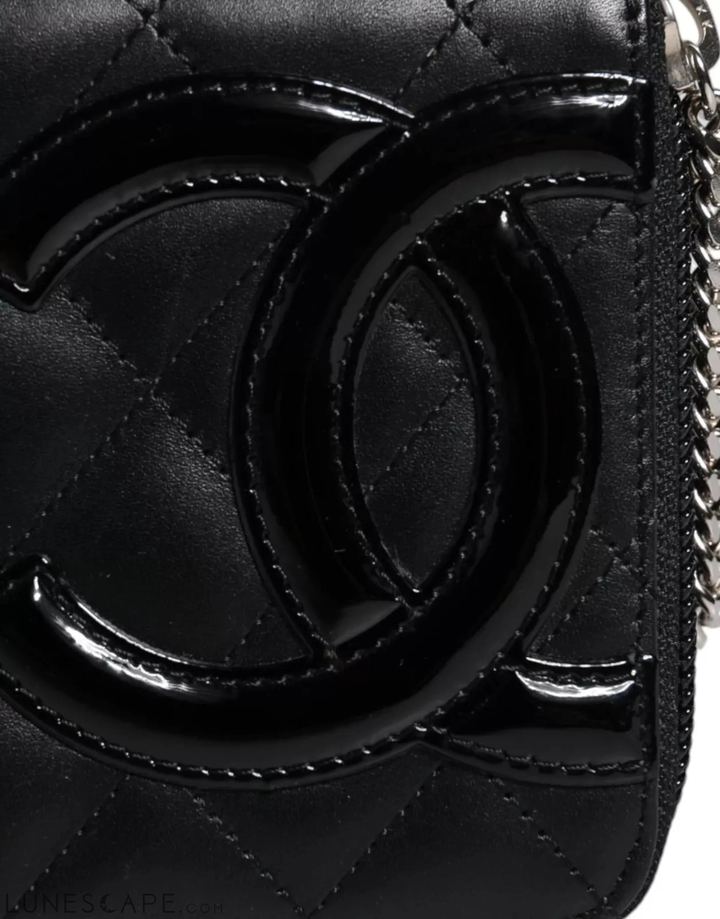 Chanel Black Quilted Leather Logo CC Continental Zip Wallet Wallets - Women