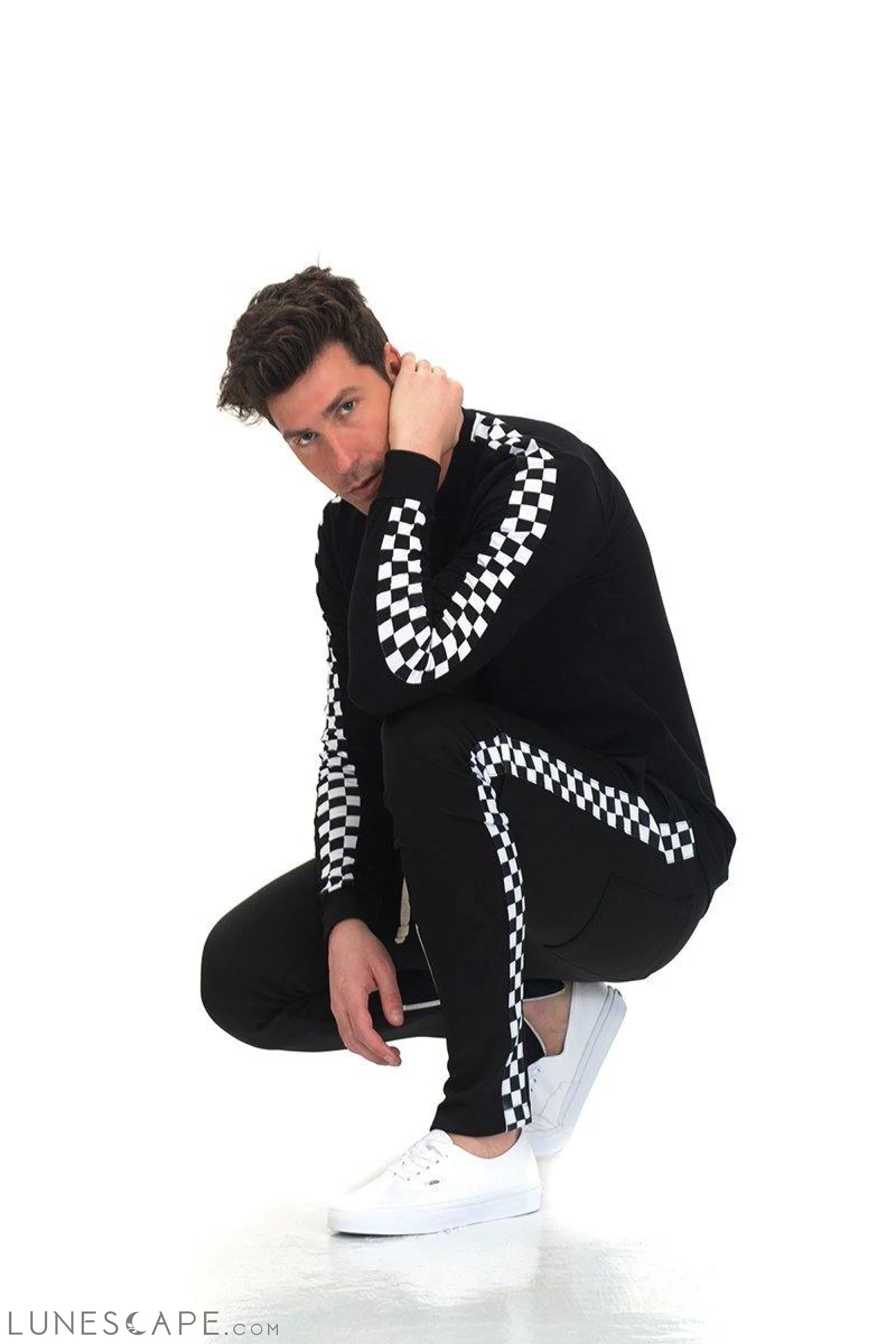 CHECKERED TRACK SET - Black & White LUNESCAPE