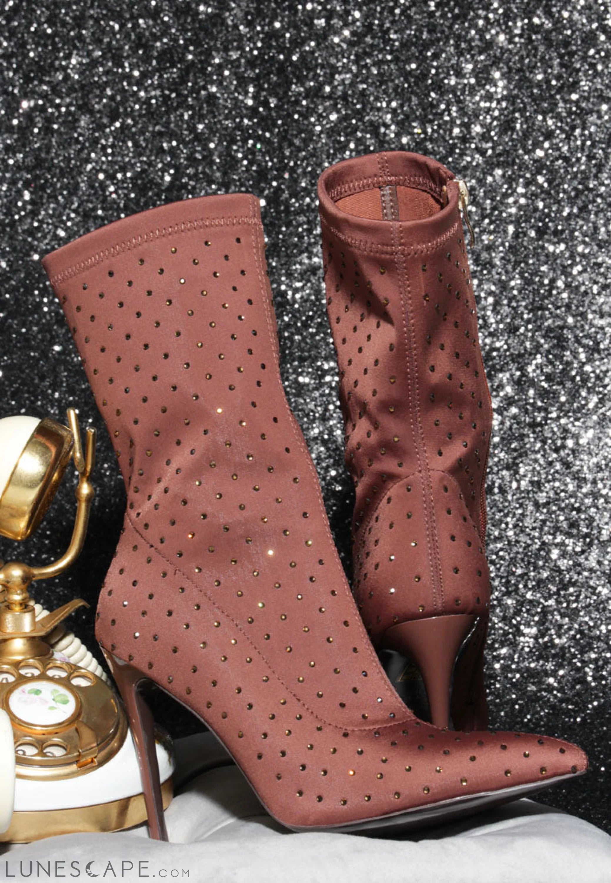 Cheugy Embellished Ankle Boots LUNESCAPE