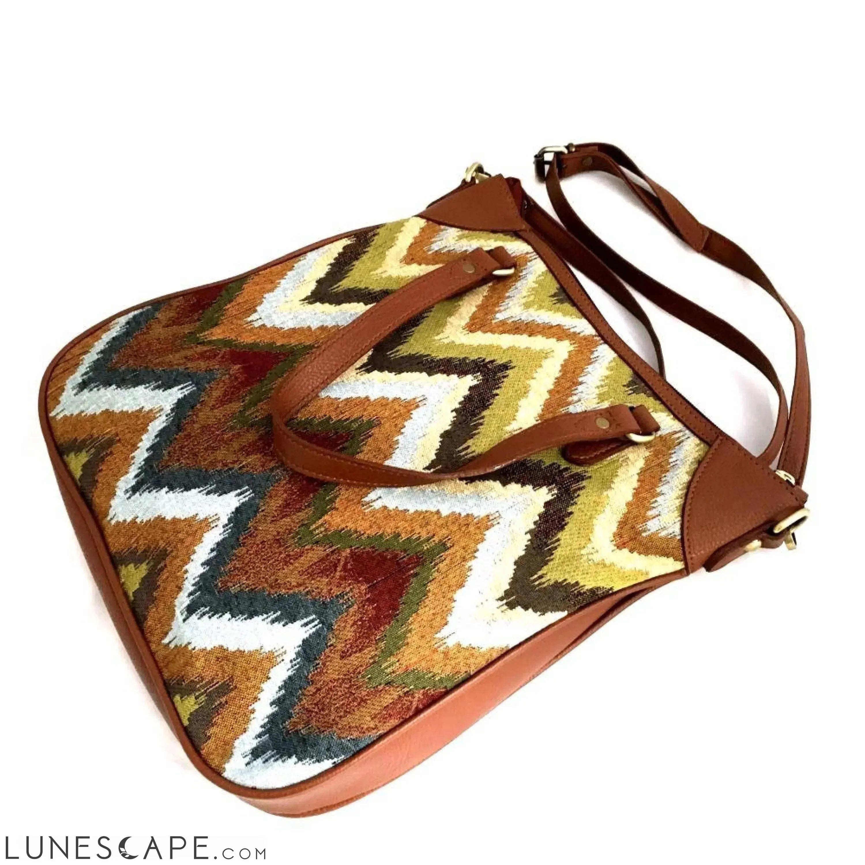 Chevron 15" Shoulder Tote LUNESCAPE