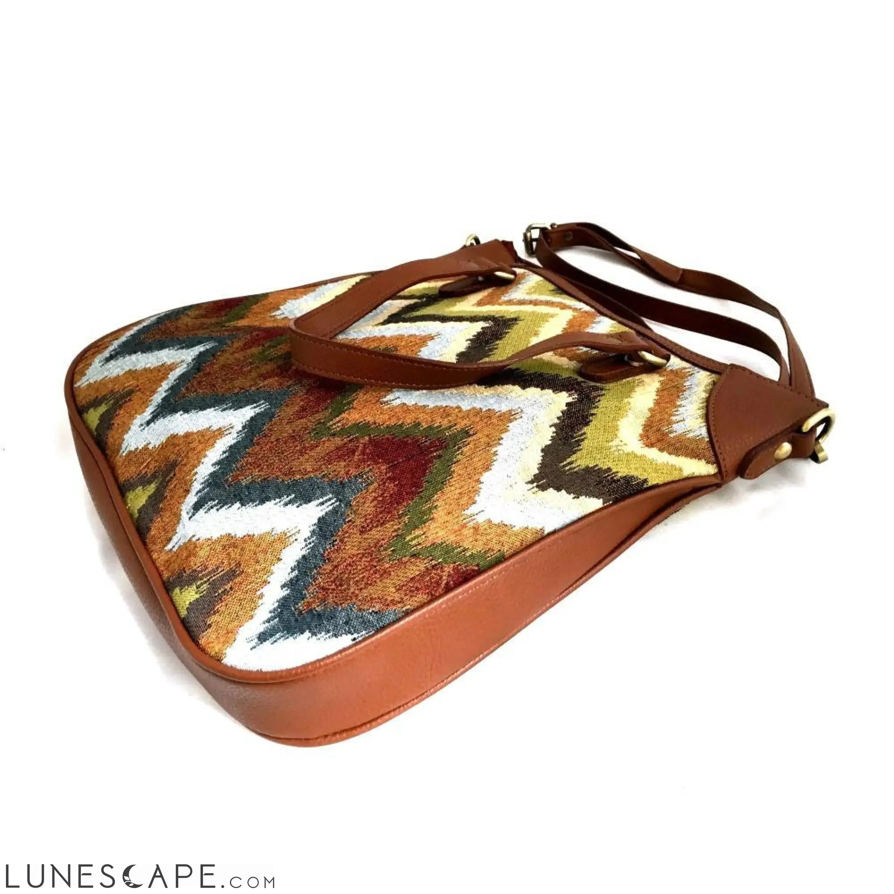 Chevron 15" Shoulder Tote LUNESCAPE