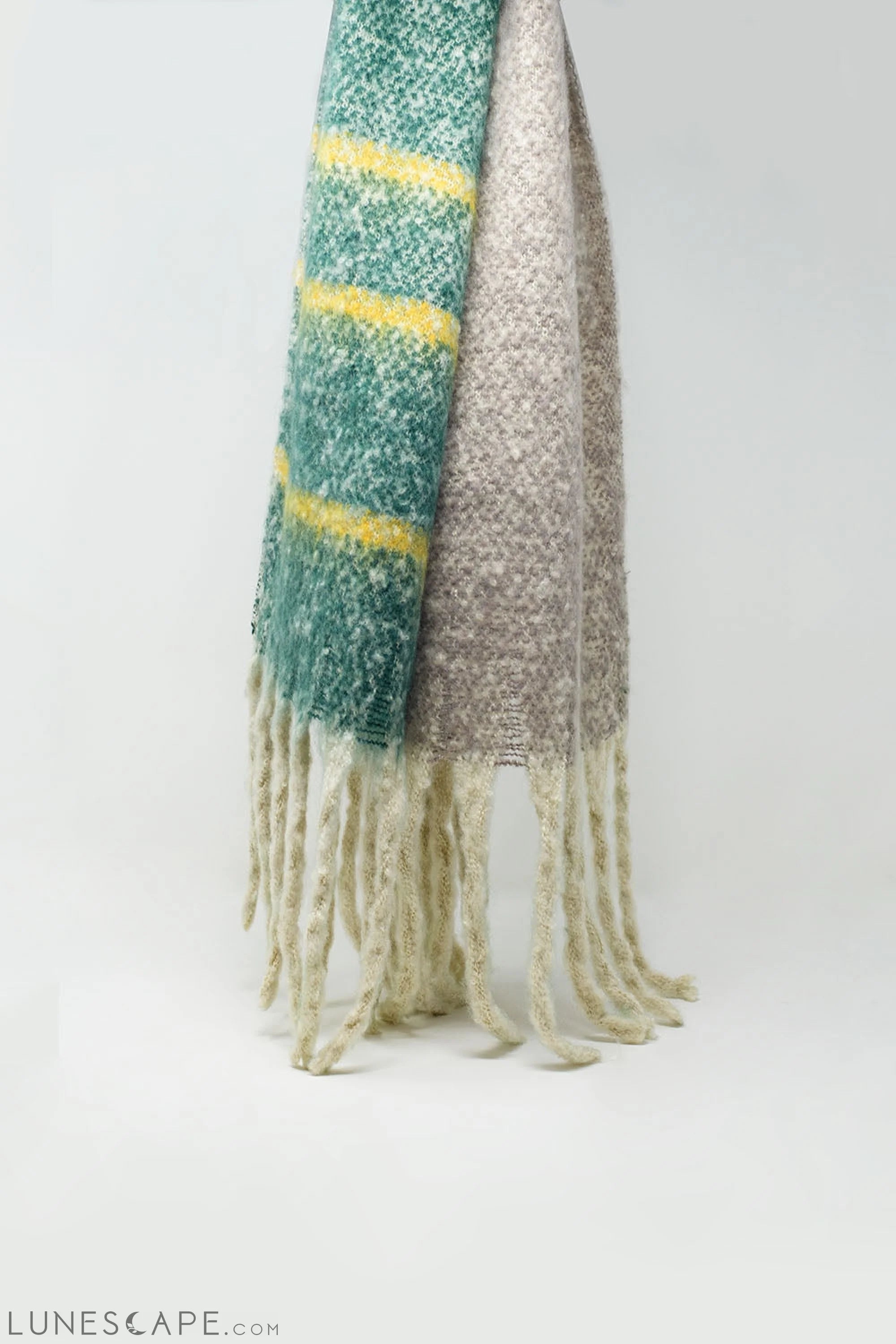 Chunky Scarf With Stripe Design in Green and Yellow LUNESCAPE