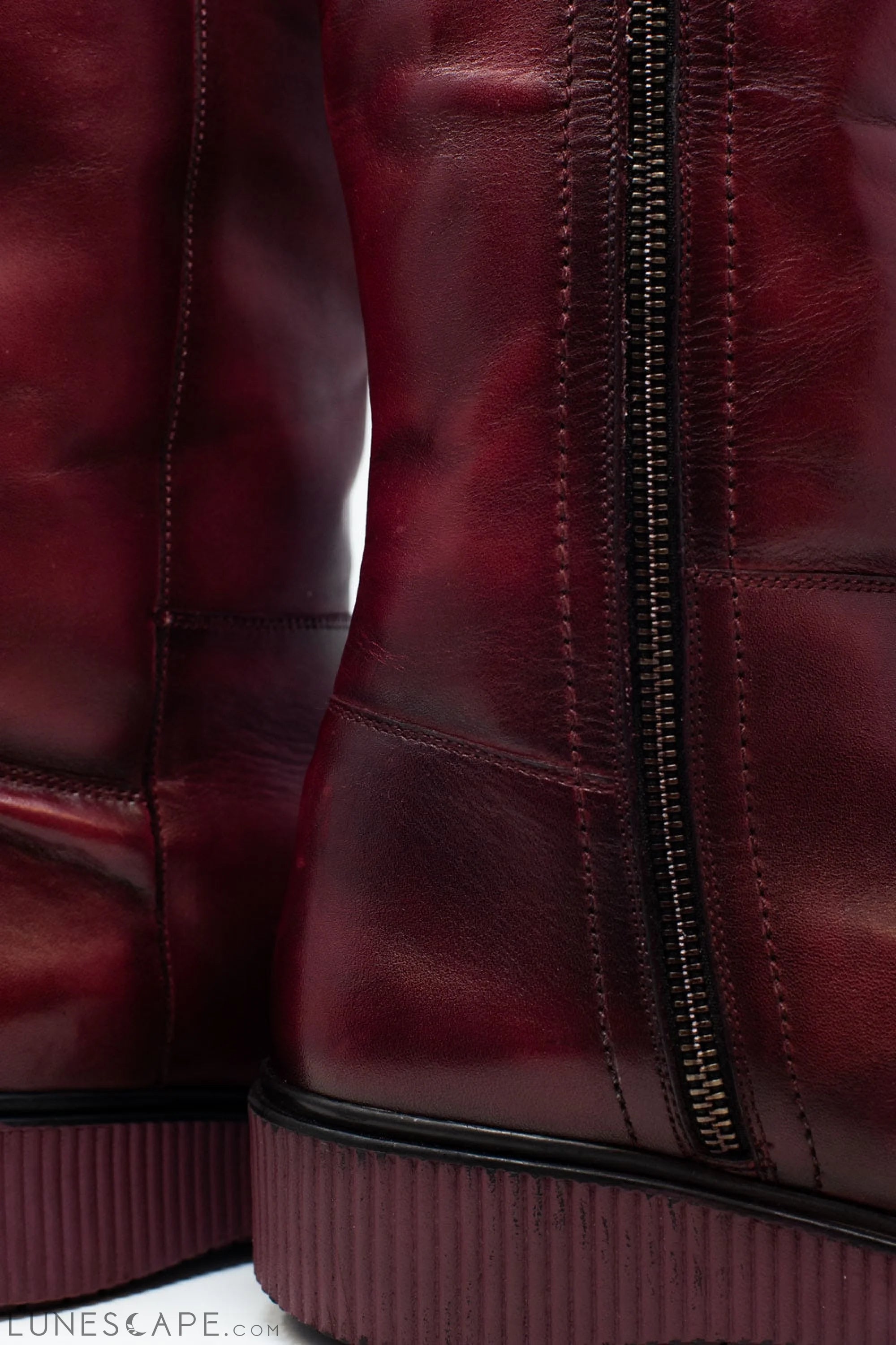 Chunky Zip Boots in Maroon LUNESCAPE