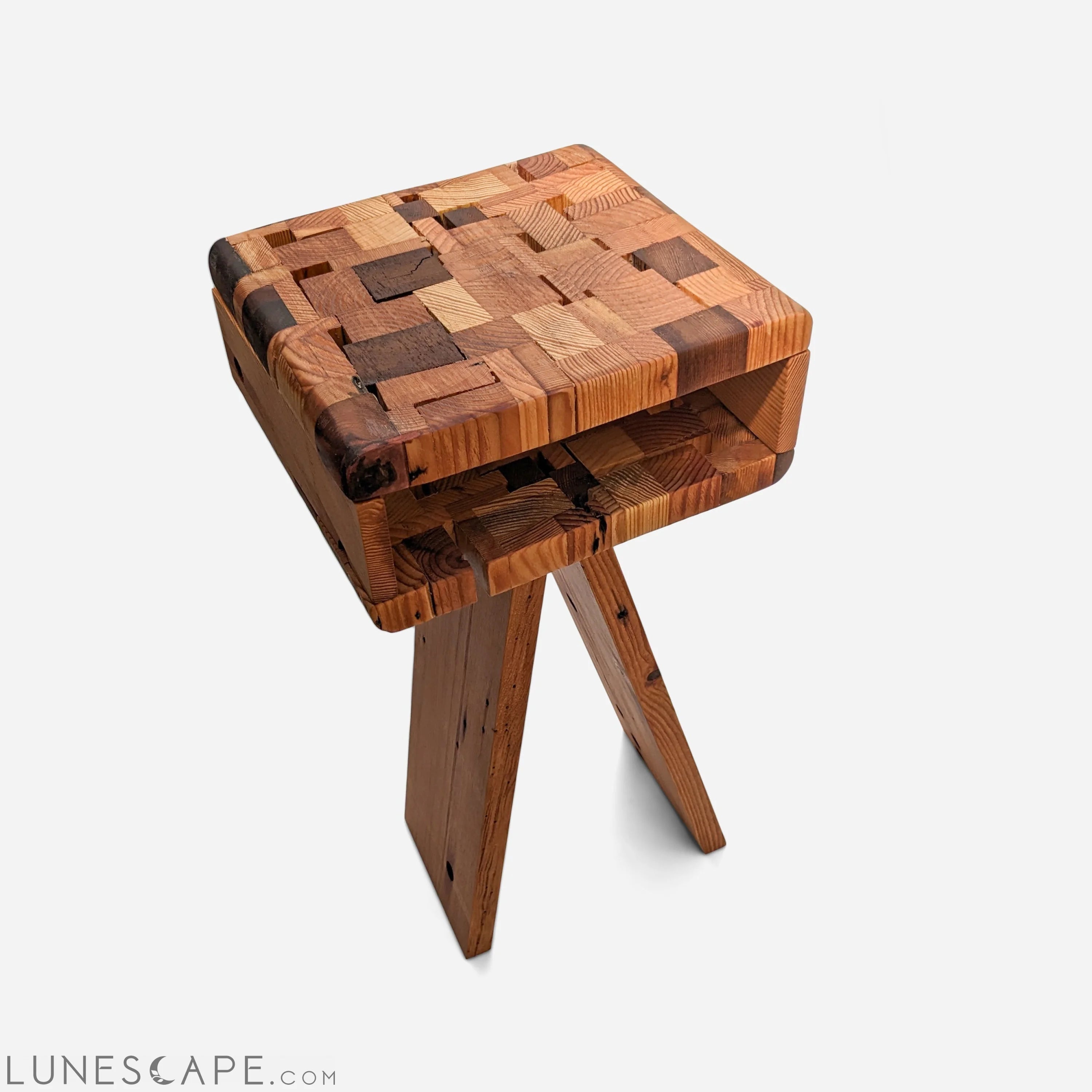 Connie table LUNESCAPE