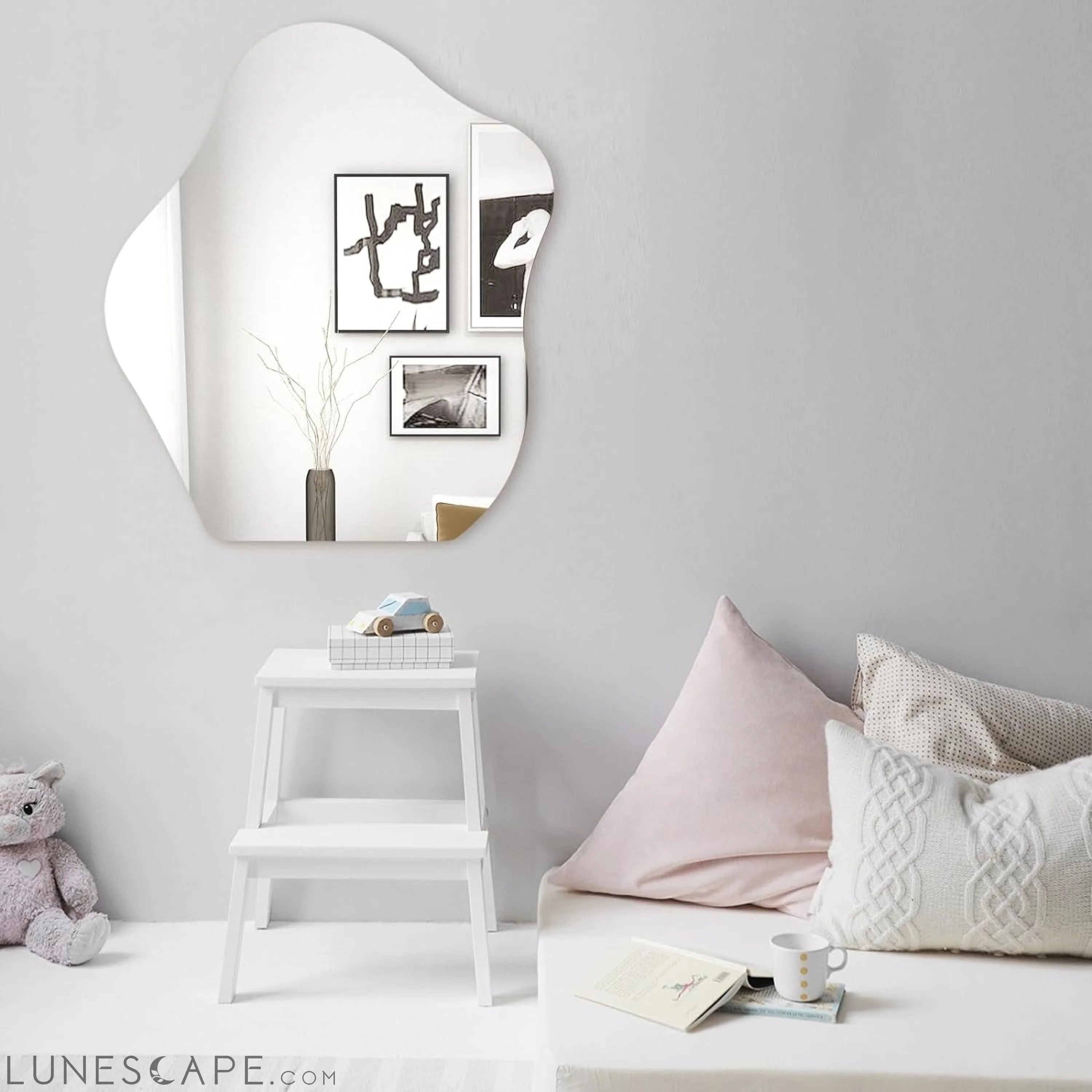 Contemporary Cloud-Shaped Frameless Wall Mirror for Home Living Room LUNESCAPE