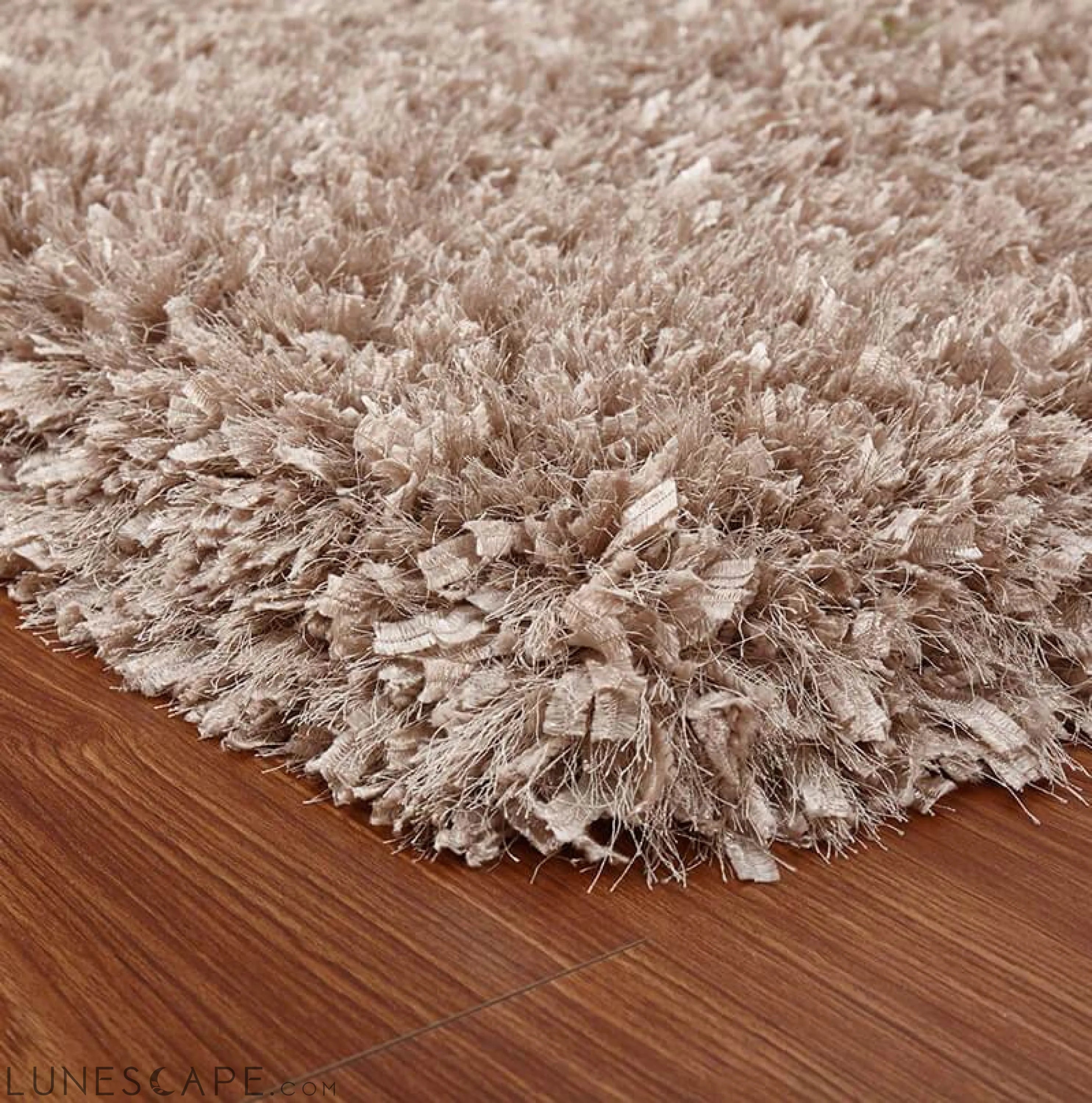 "Coral" Shag Area Rug High Pile in Beige LUNESCAPE