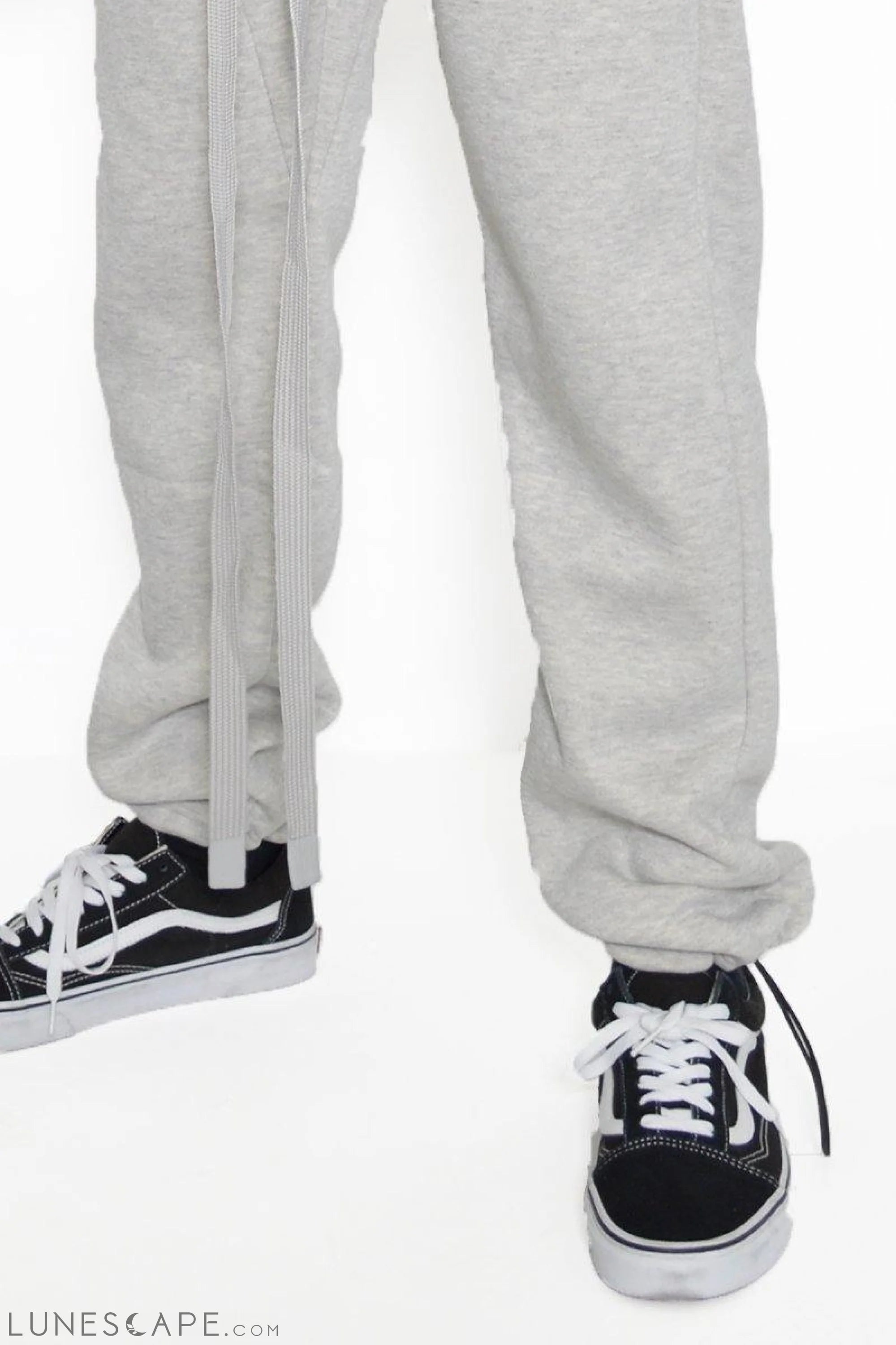 COTTON FLEECE TOGGLE SWEATS - GREY LUNESCAPE