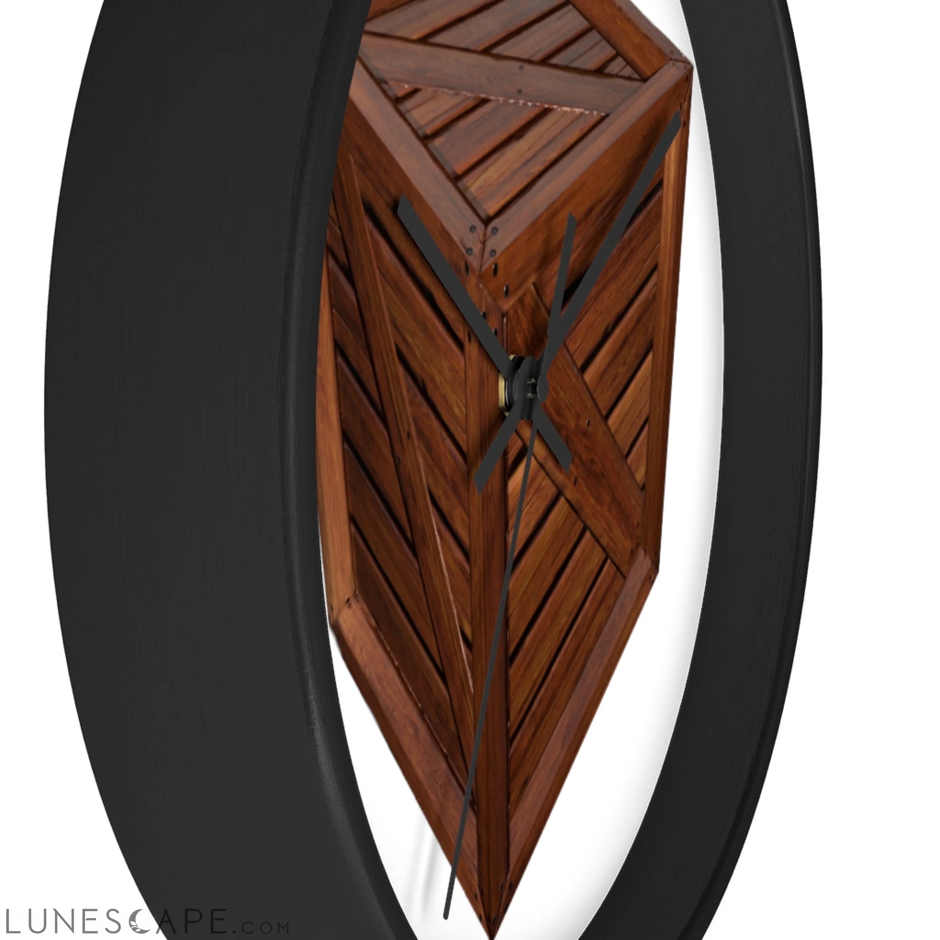 Crate Wall clock LUNESCAPE