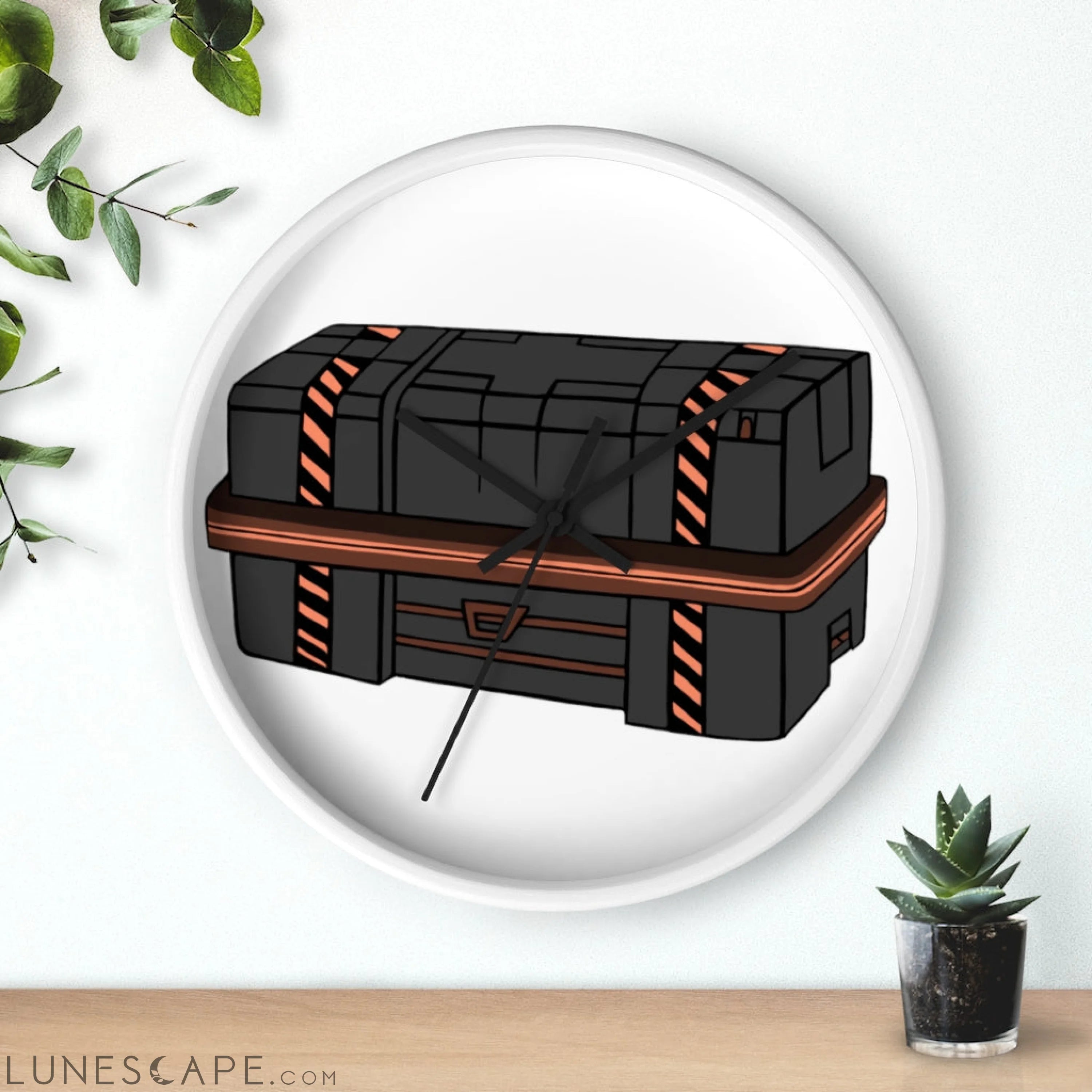 Crate Wall clock LUNESCAPE