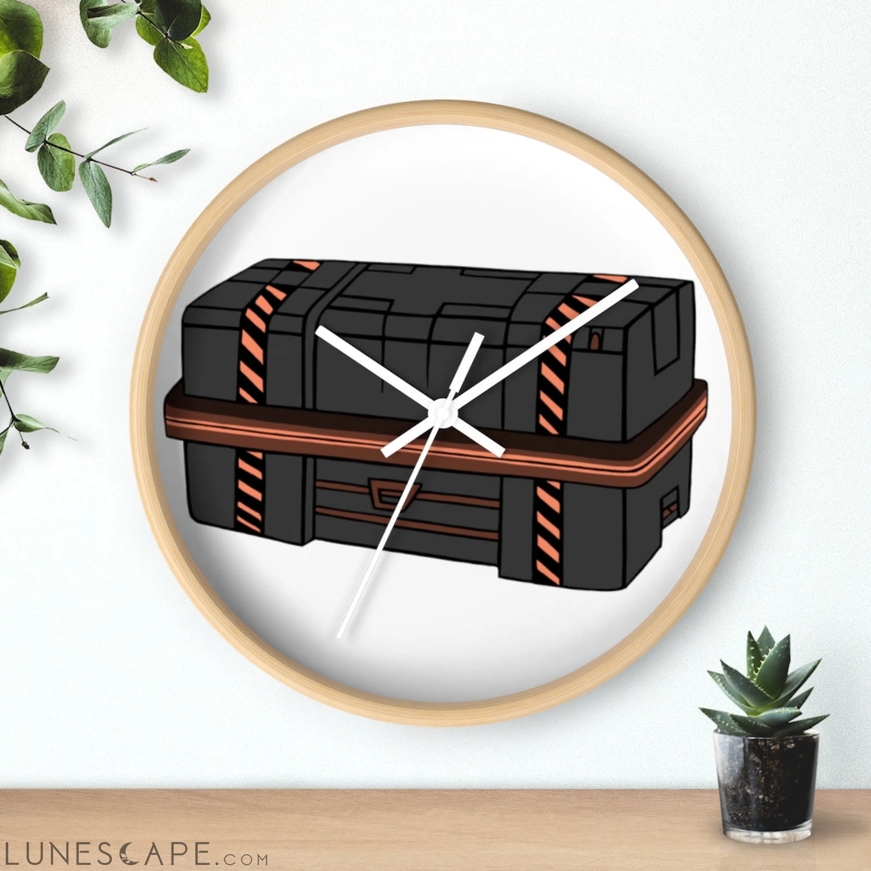 Crate Wall clock LUNESCAPE