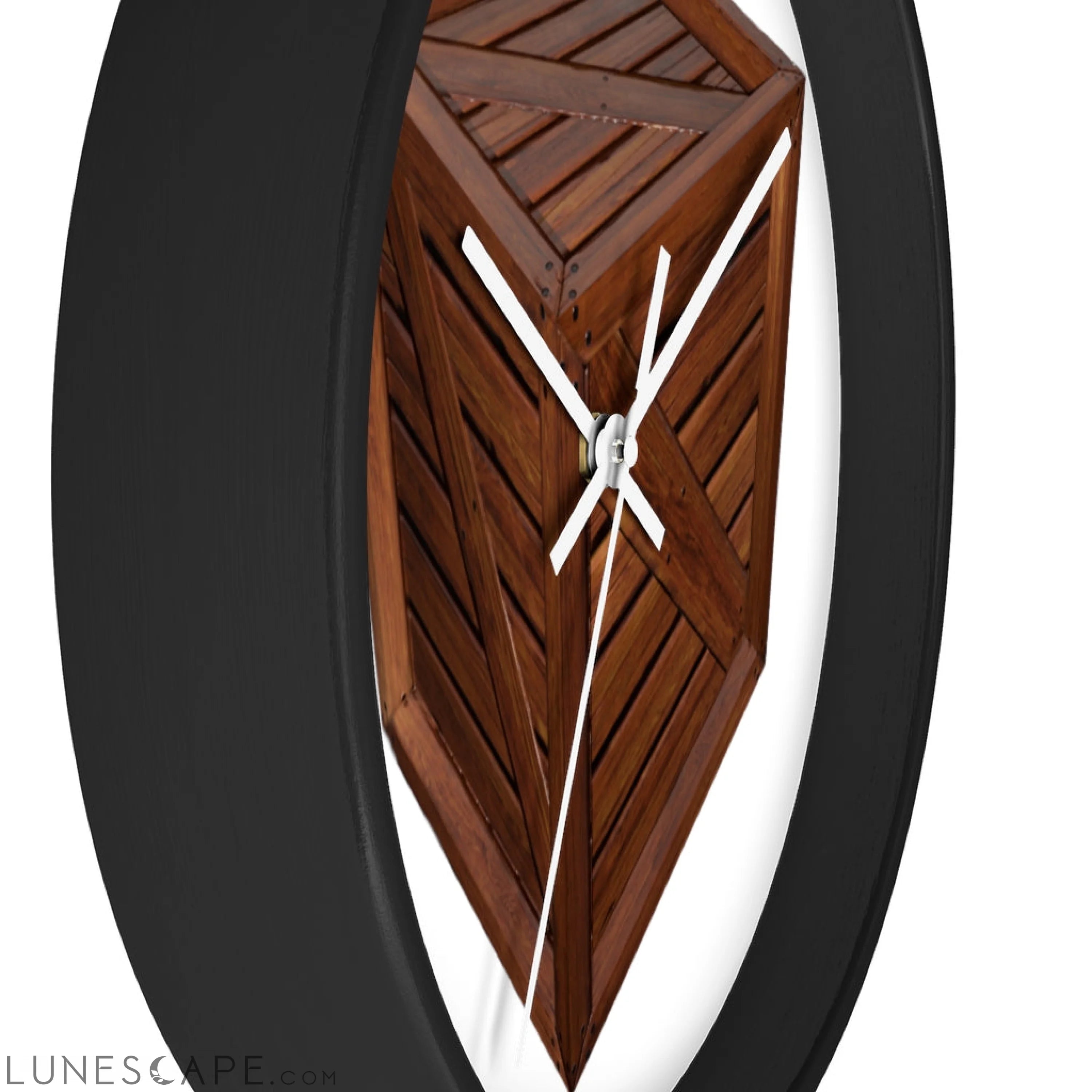 Crate Wall clock LUNESCAPE