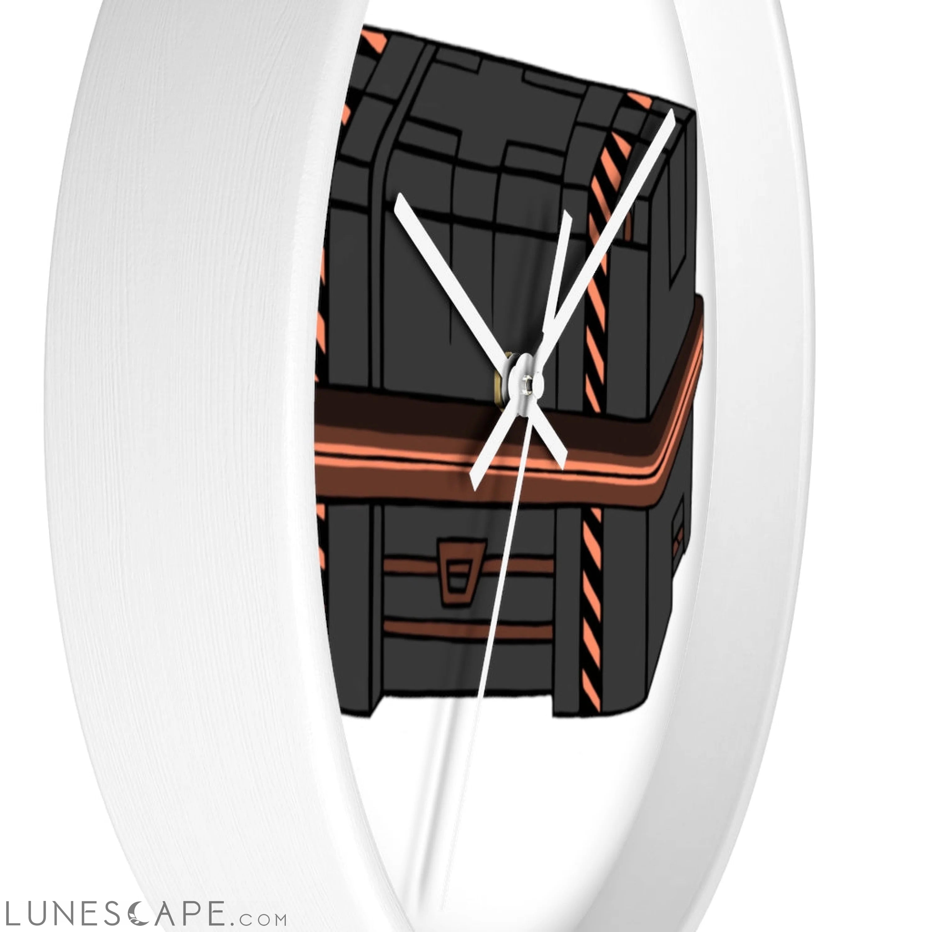 Crate Wall clock LUNESCAPE