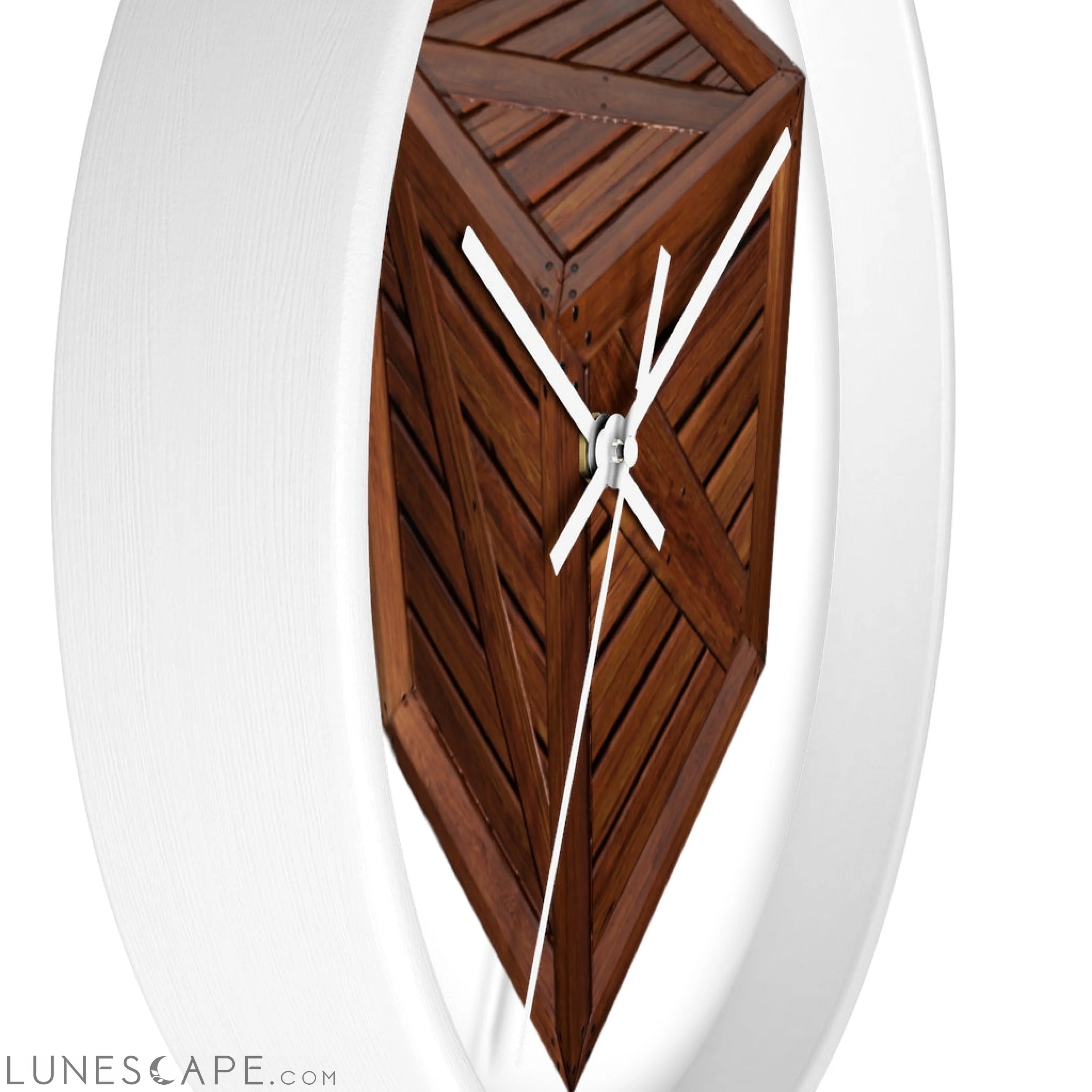 Crate Wall clock LUNESCAPE
