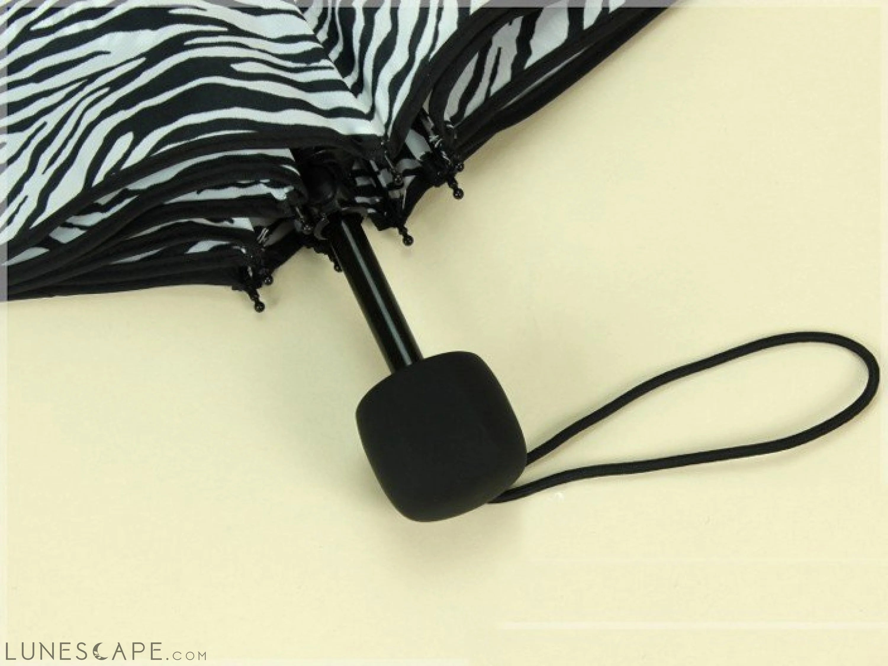 Creative Zebra Stripes 3 Folding Umbrella LUNESCAPE