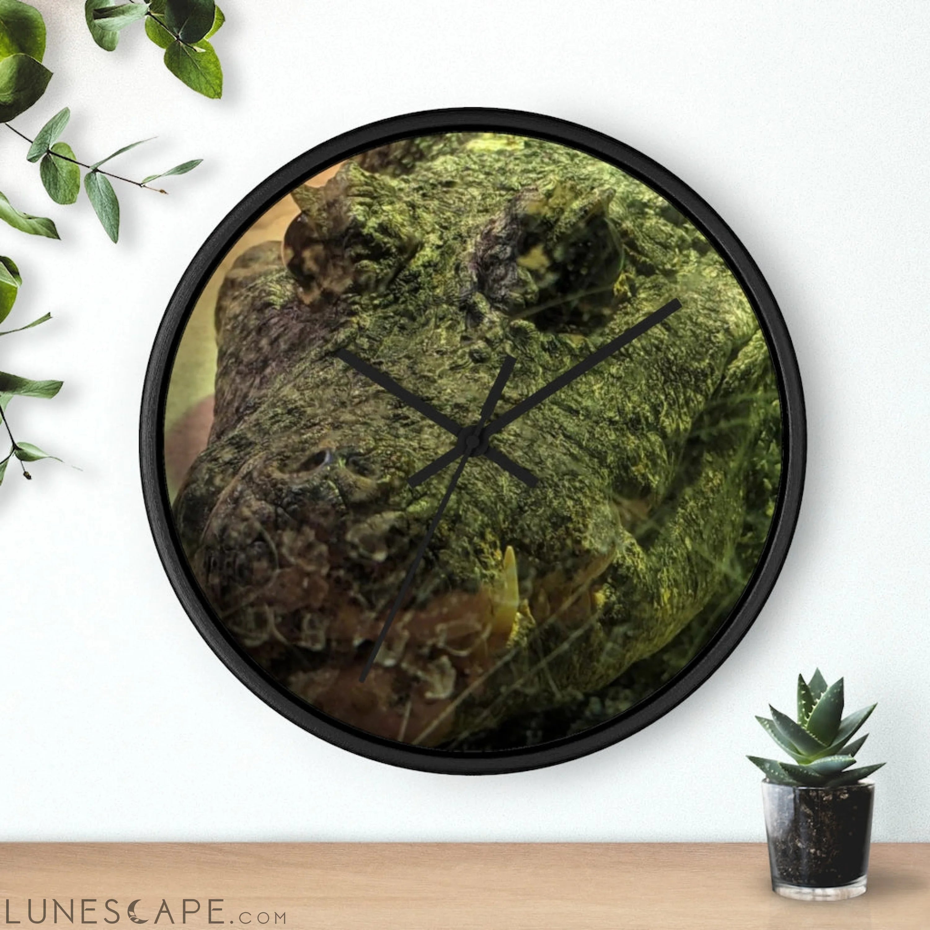 Crocodile Wall clock LUNESCAPE