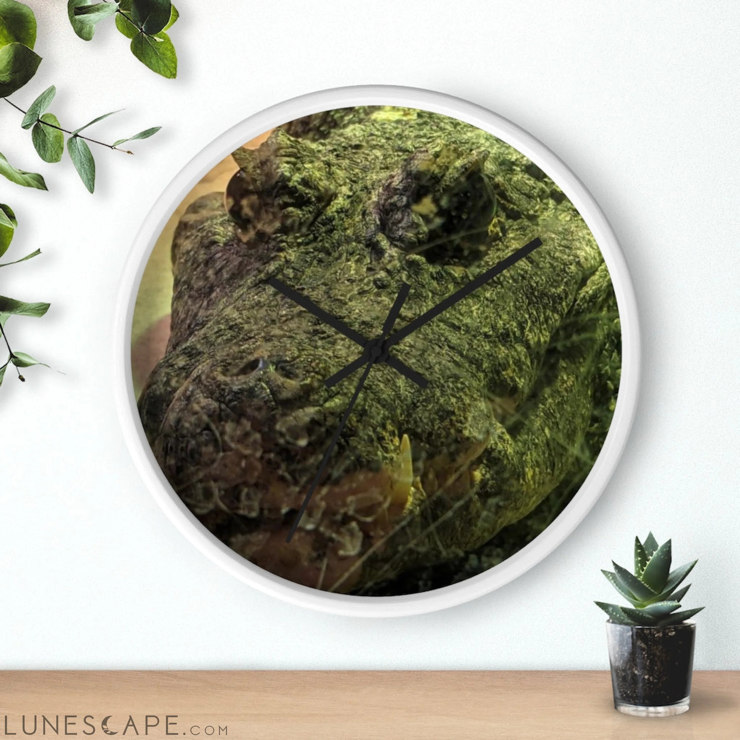 Crocodile Wall clock LUNESCAPE