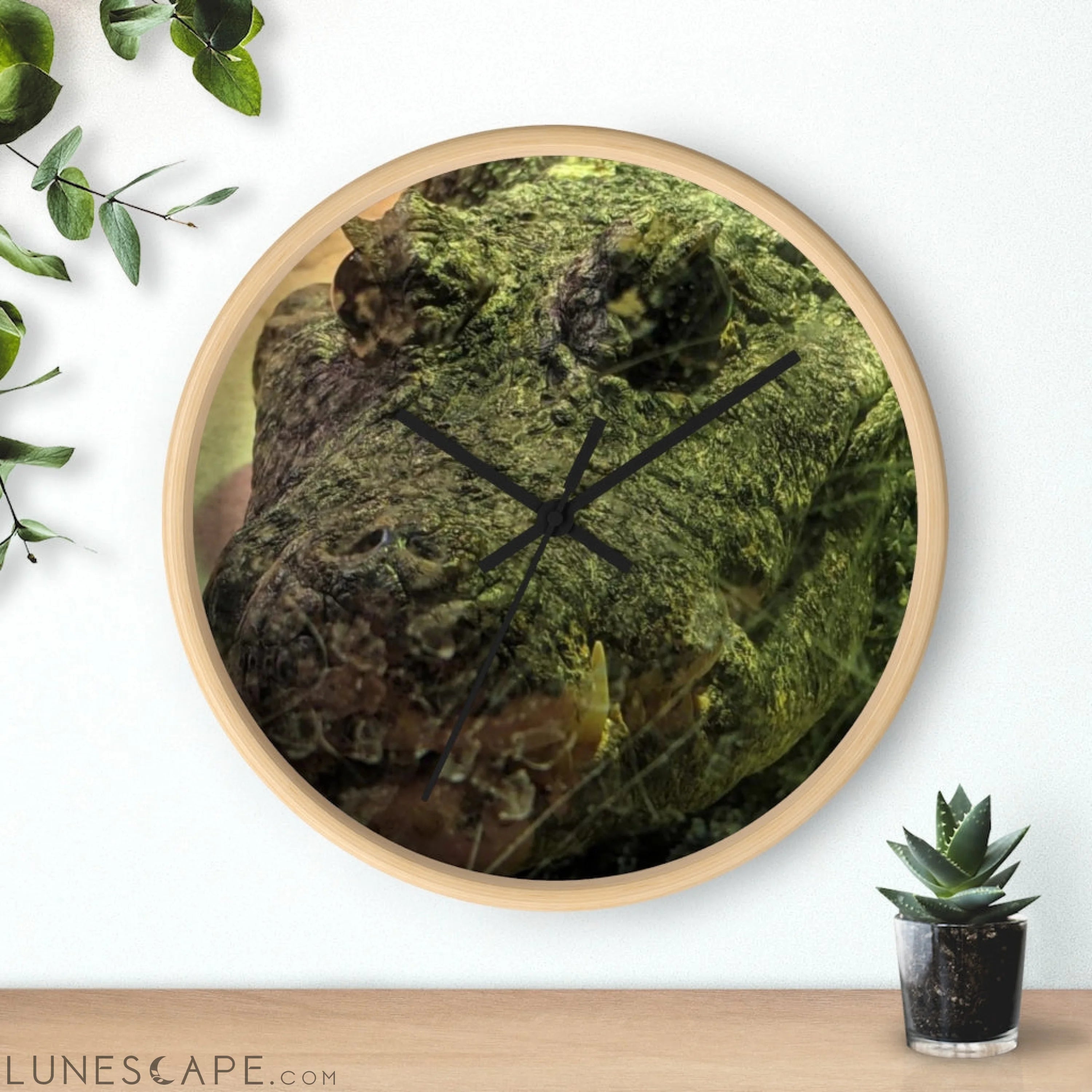 Crocodile Wall clock LUNESCAPE