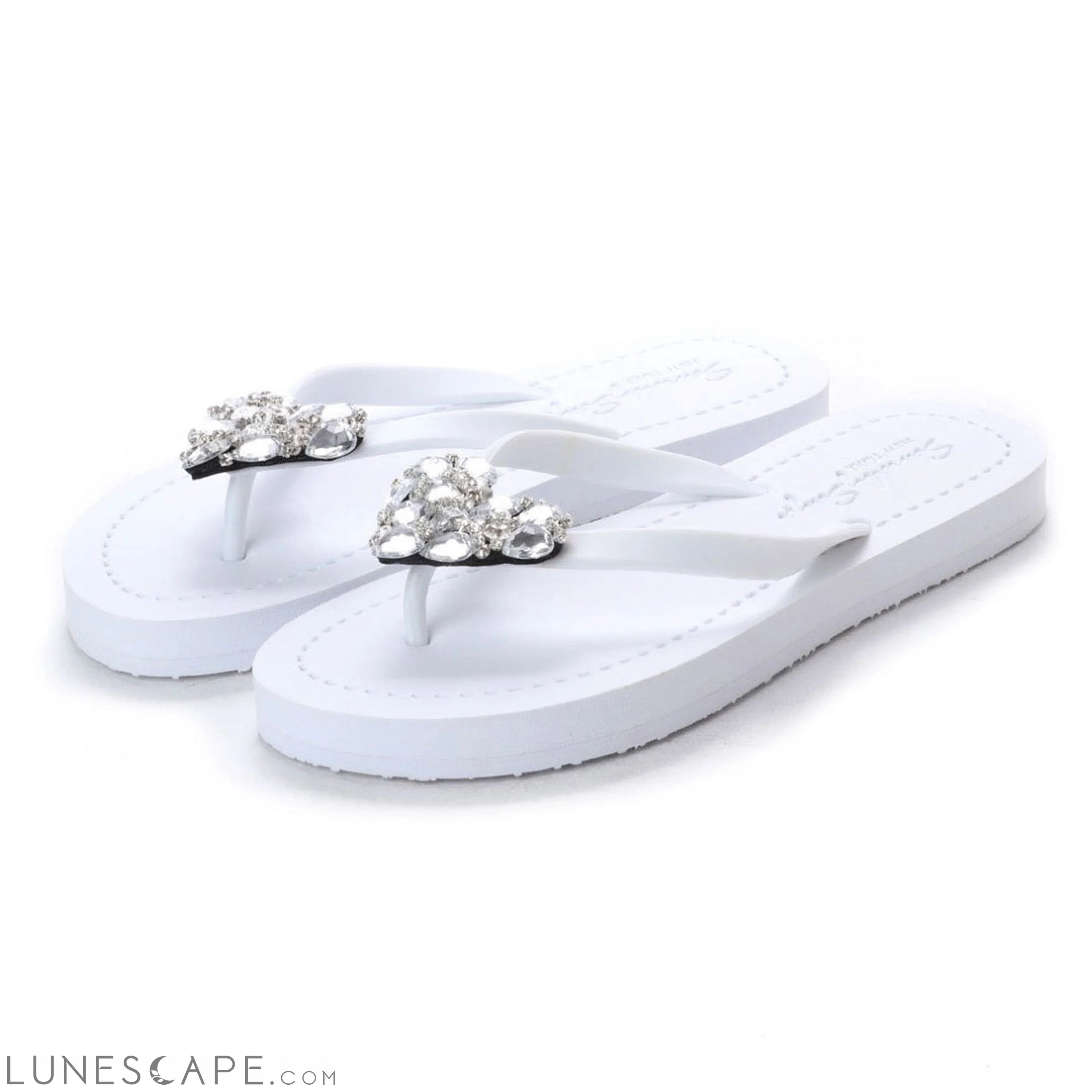 Crystal Heart - Big Kids Flip Flops Sandal Clear Rhine Stone Embellished Girls Flip Flops LUNESCAPE