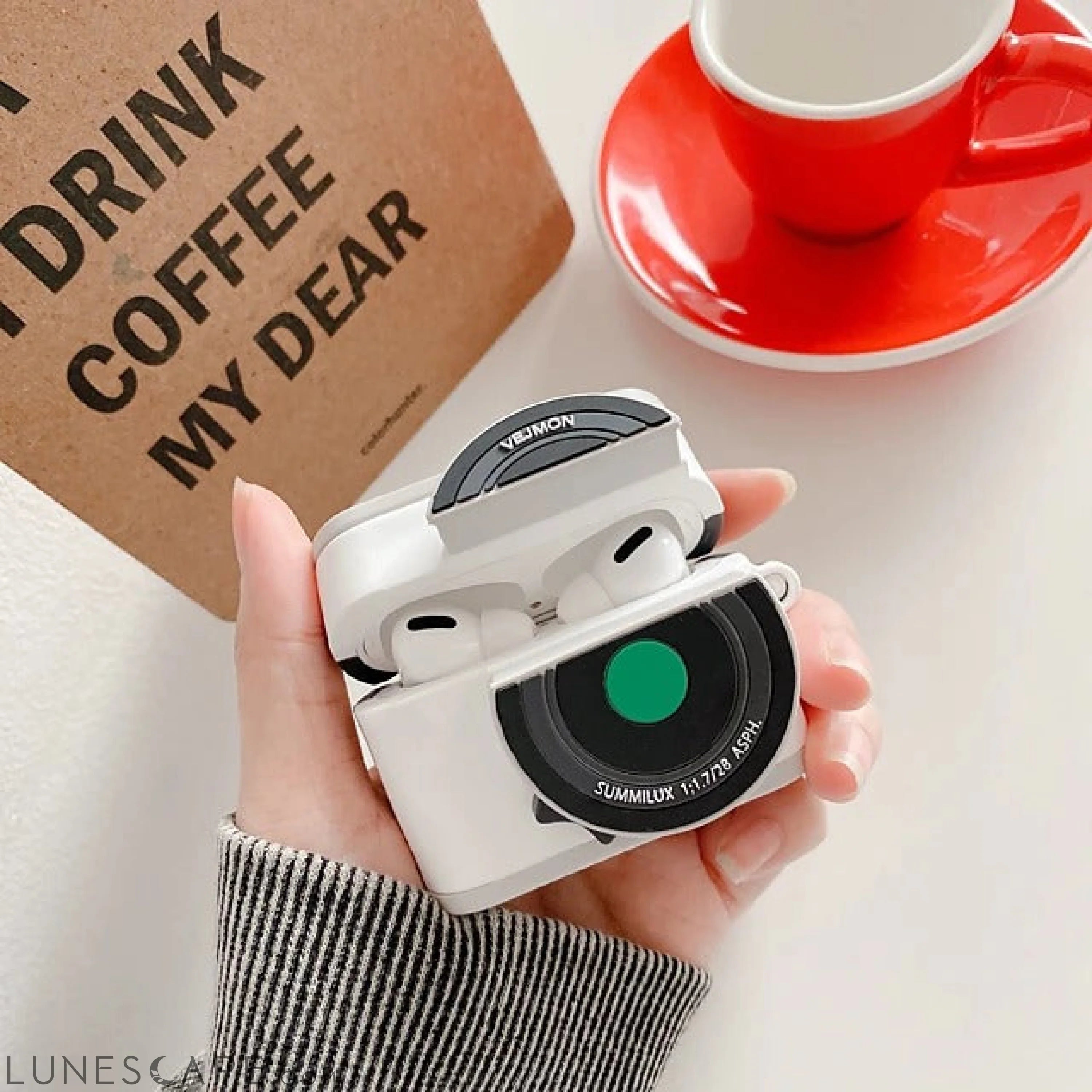 Cute Camera AirPods Case LUNESCAPE