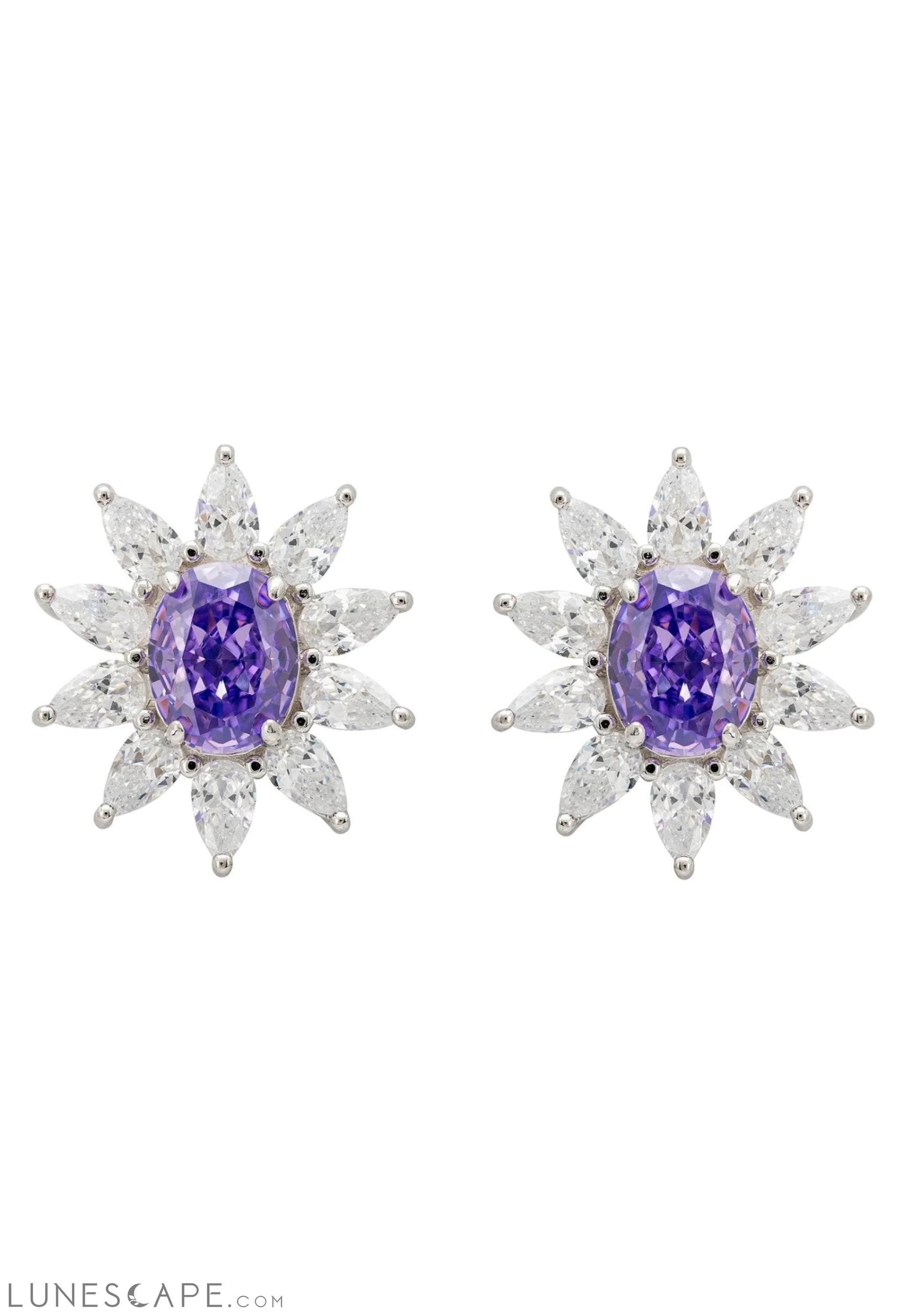Daisy Gemstone Stud Earrings Lilac Amethyst Silver LUNESCAPE