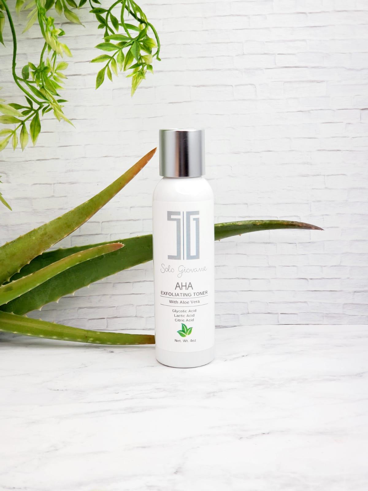AHA and Aloe Exfoliating Toner LUNESCAPE