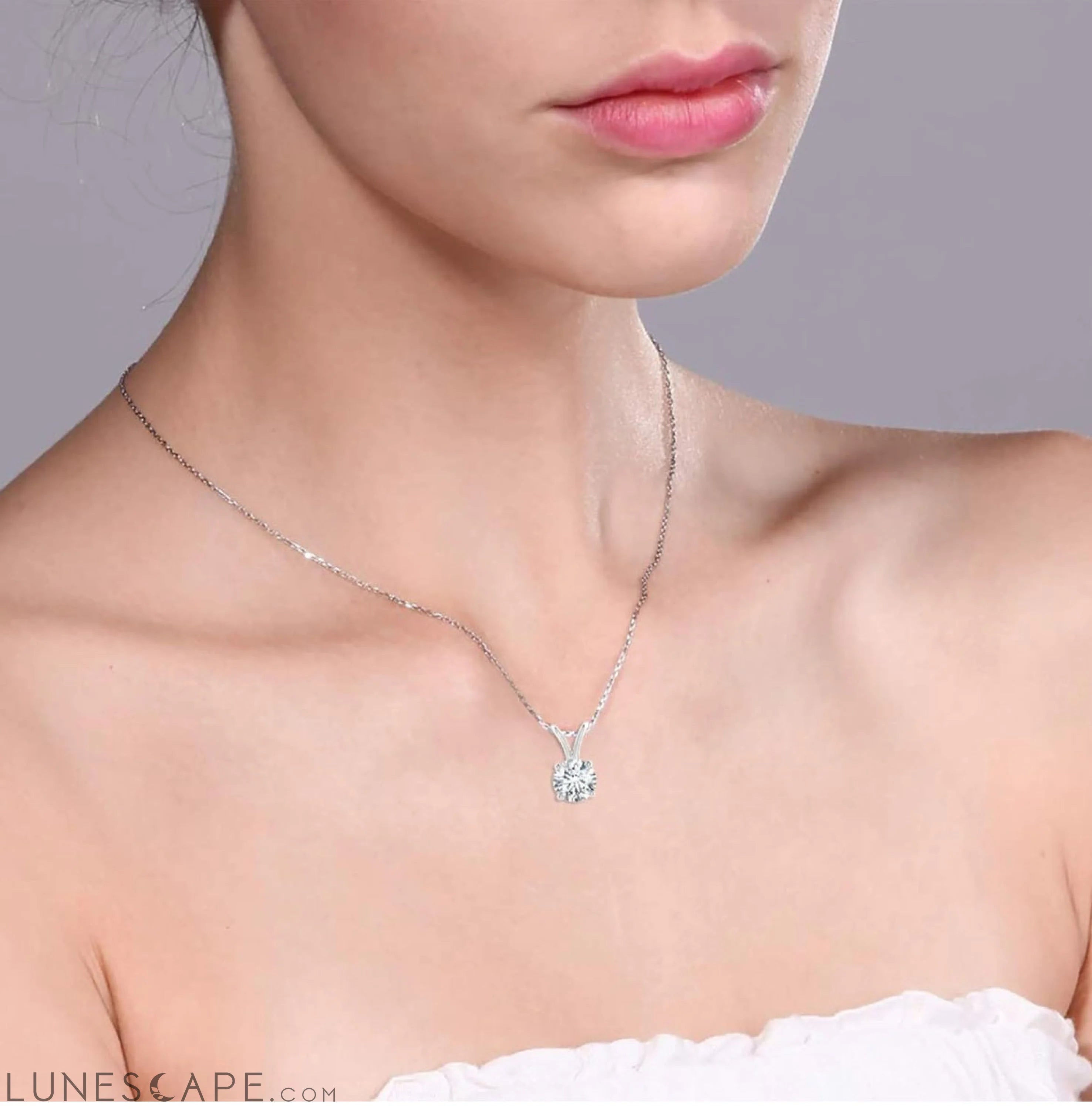 Diamond Pendant G/vs Clarity Round 14K White or Yellow Gold LUNESCAPE