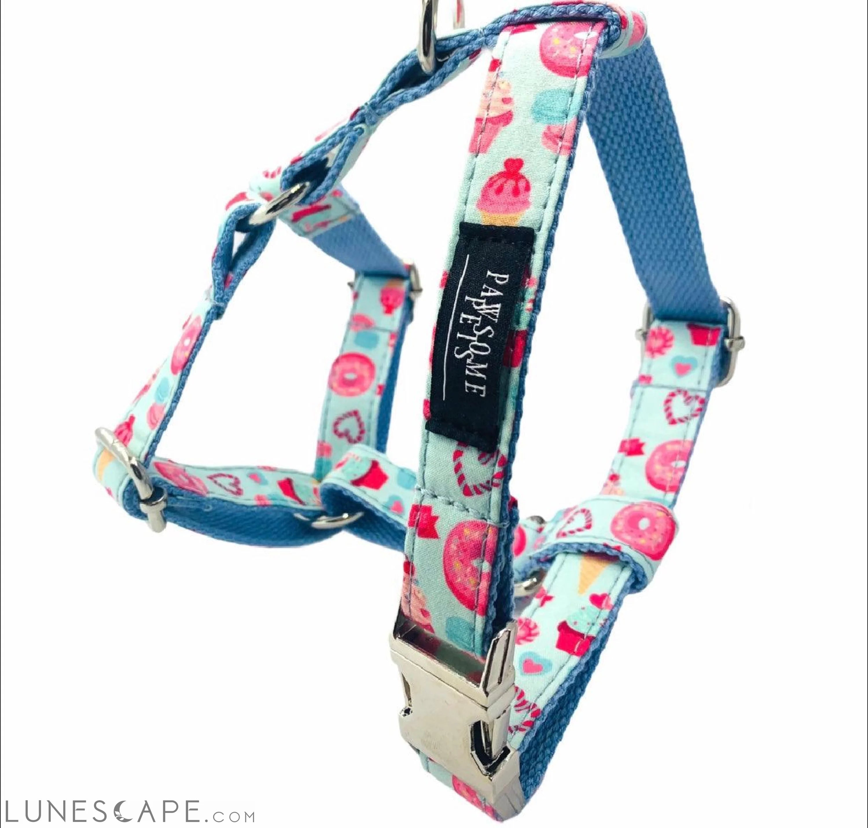 Dog Harness, Leash & Bandana Step in Bundle - Donut Bonut (2 Pieces) LUNESCAPE