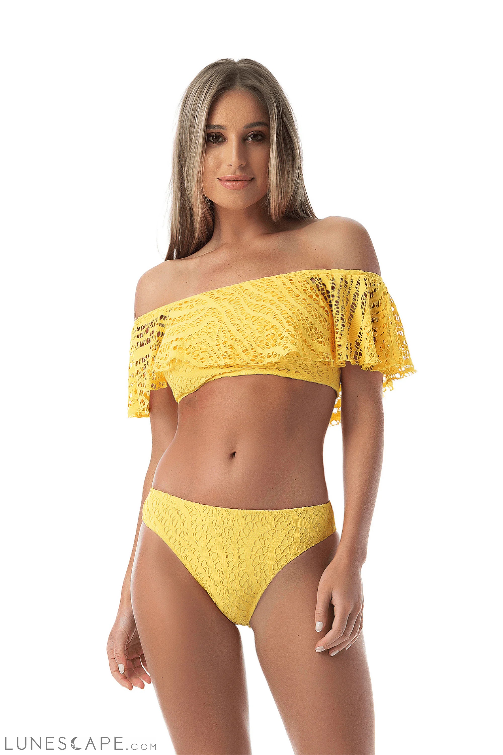 Dunas Off Shoulder Bikini Top LUNESCAPE